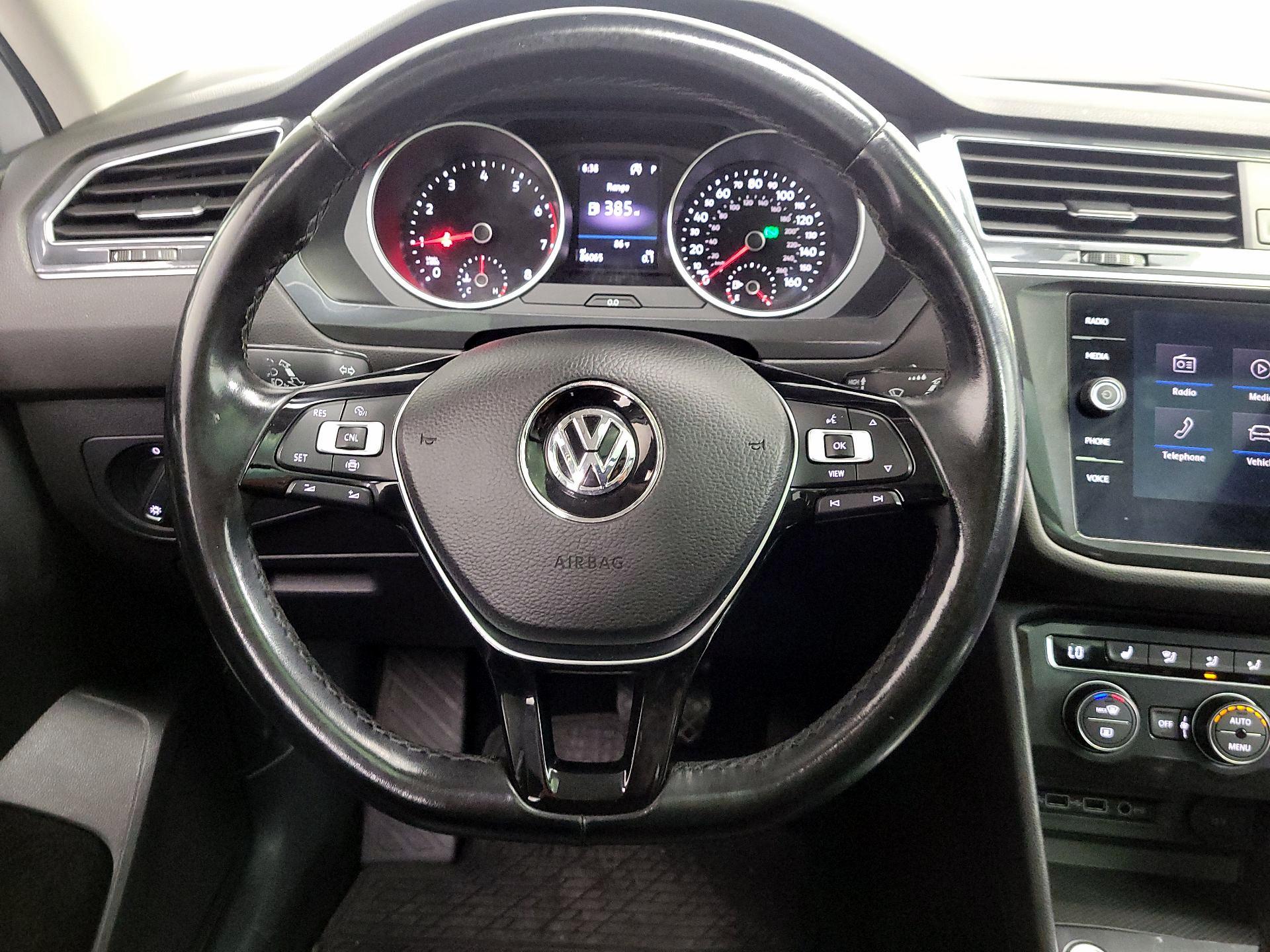 Thumbnail: 2019 Volkswagen Tiguan - 10