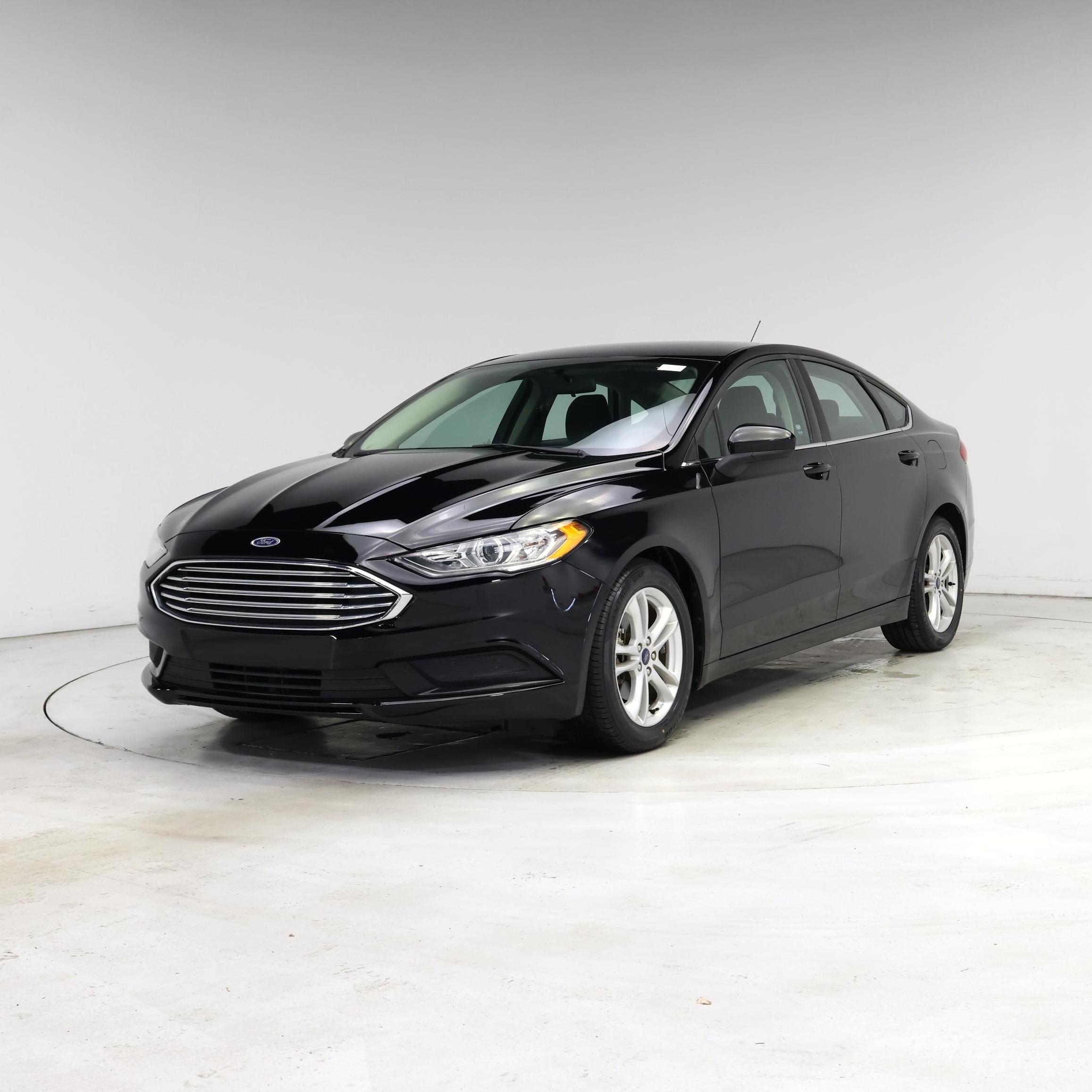 Thumbnail: 2018 Ford Fusion - 4
