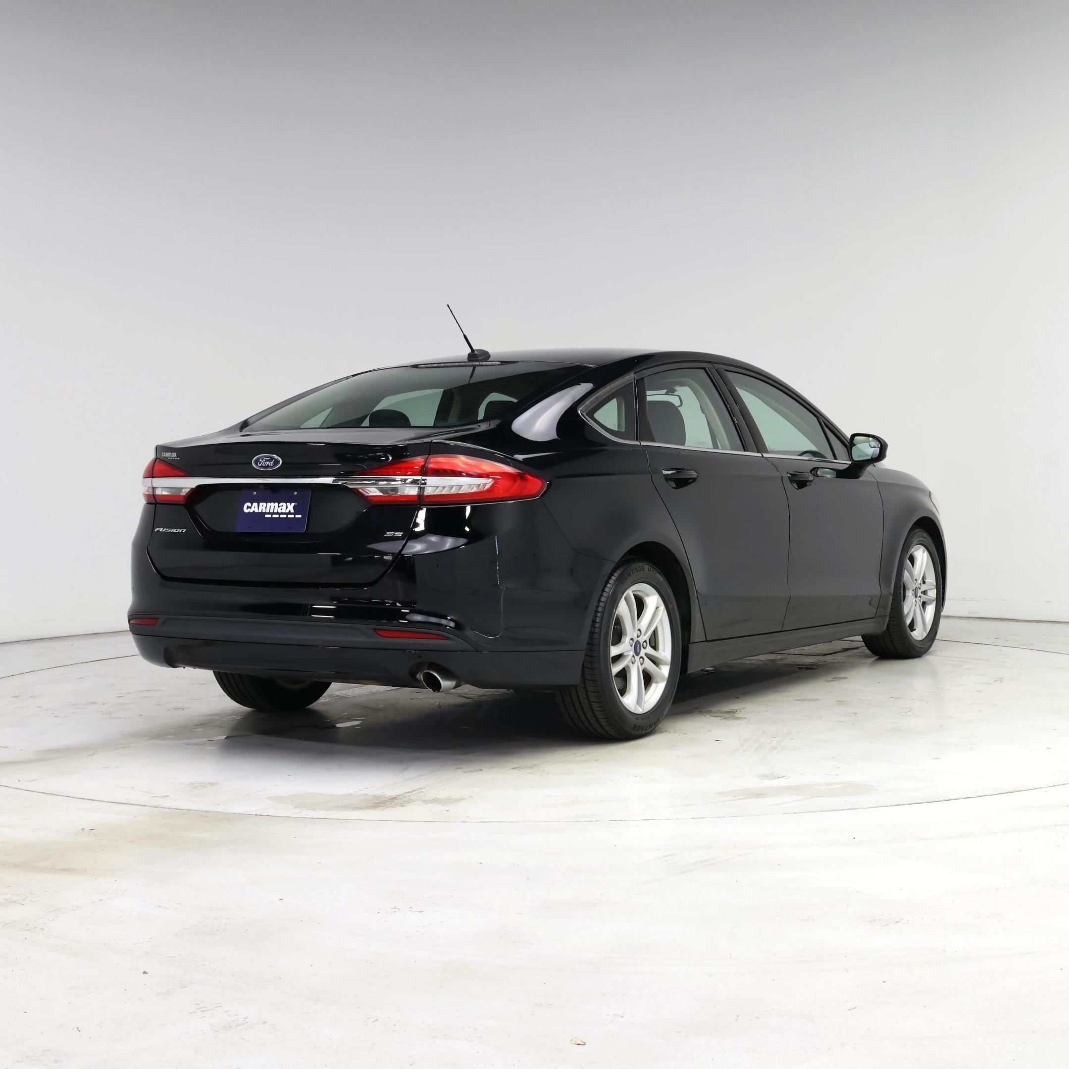 Thumbnail: 2018 Ford Fusion - 8