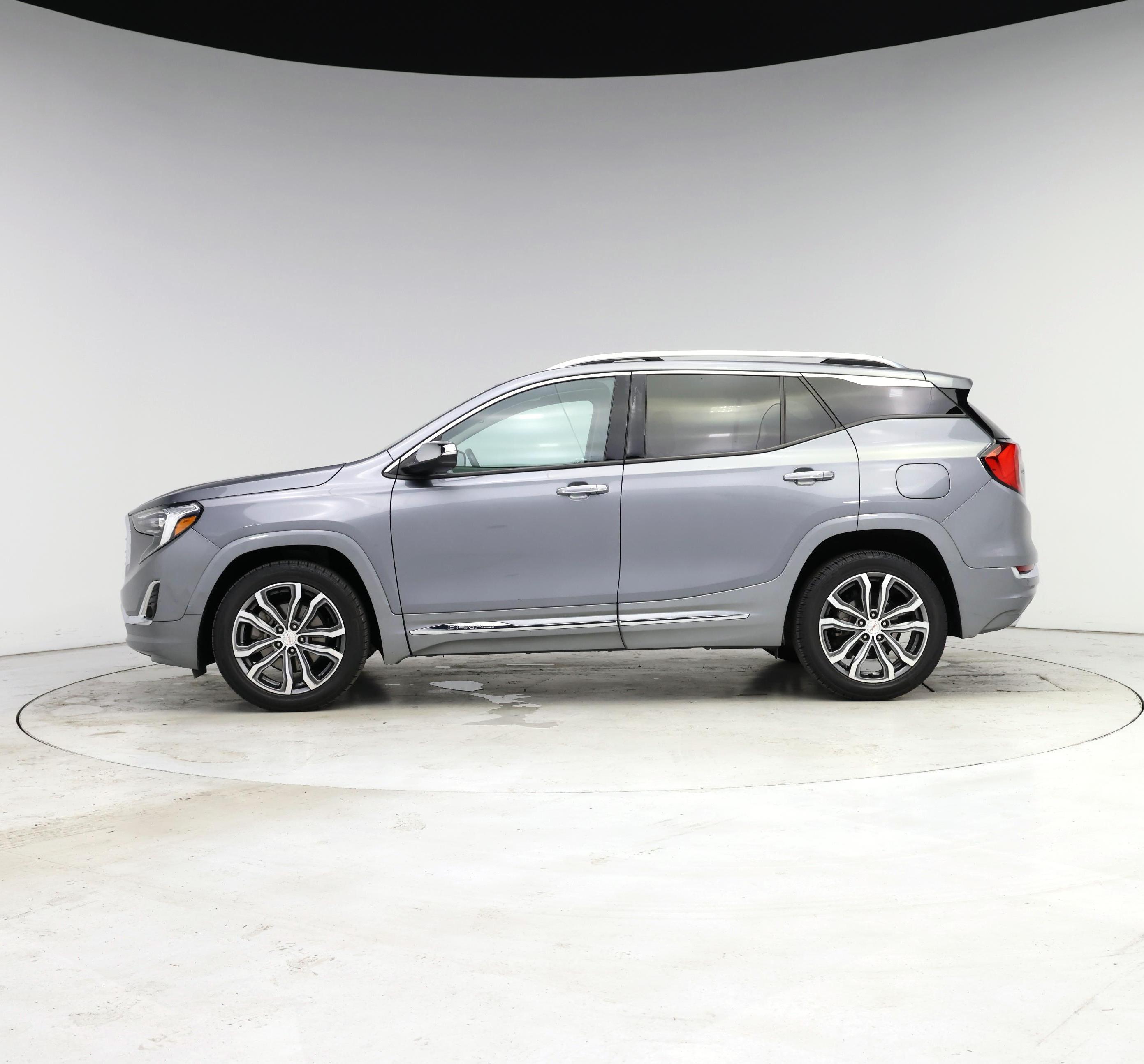 Thumbnail: 2018 GMC Terrain - 3