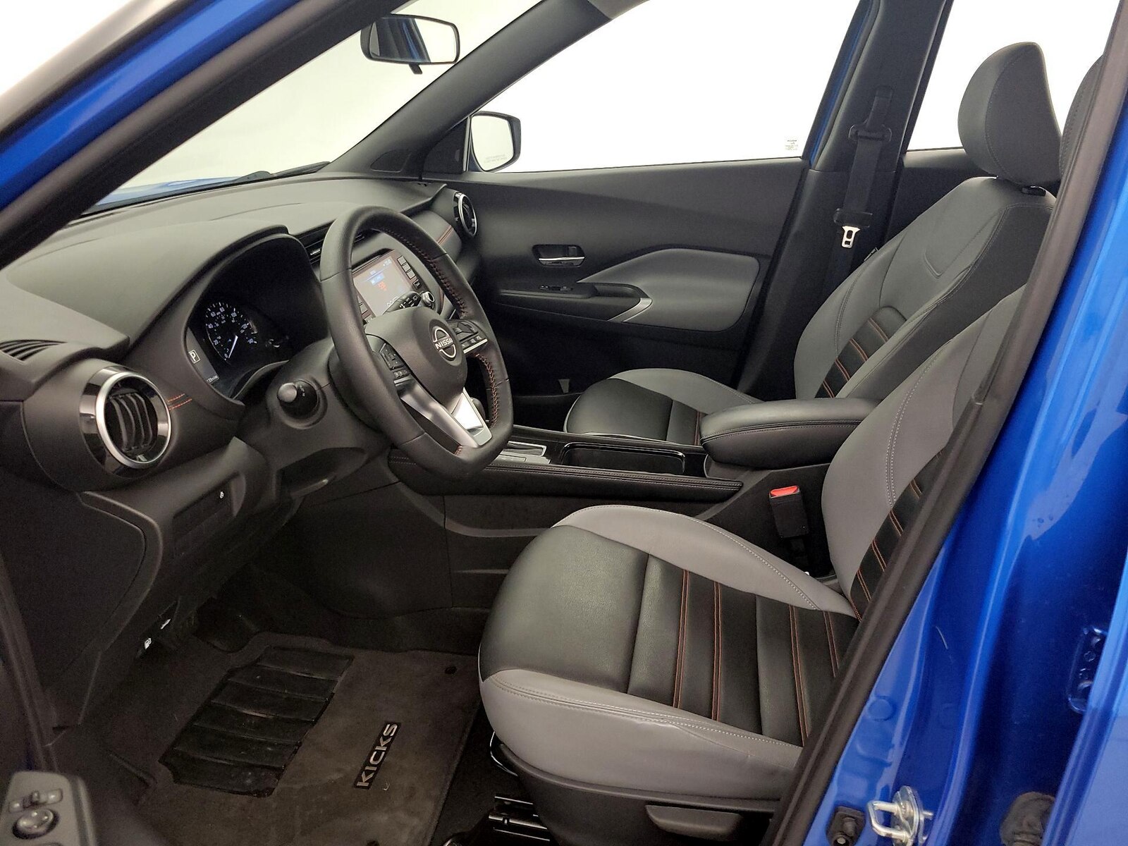 2023 Nissan Kicks SR - Photo 12
