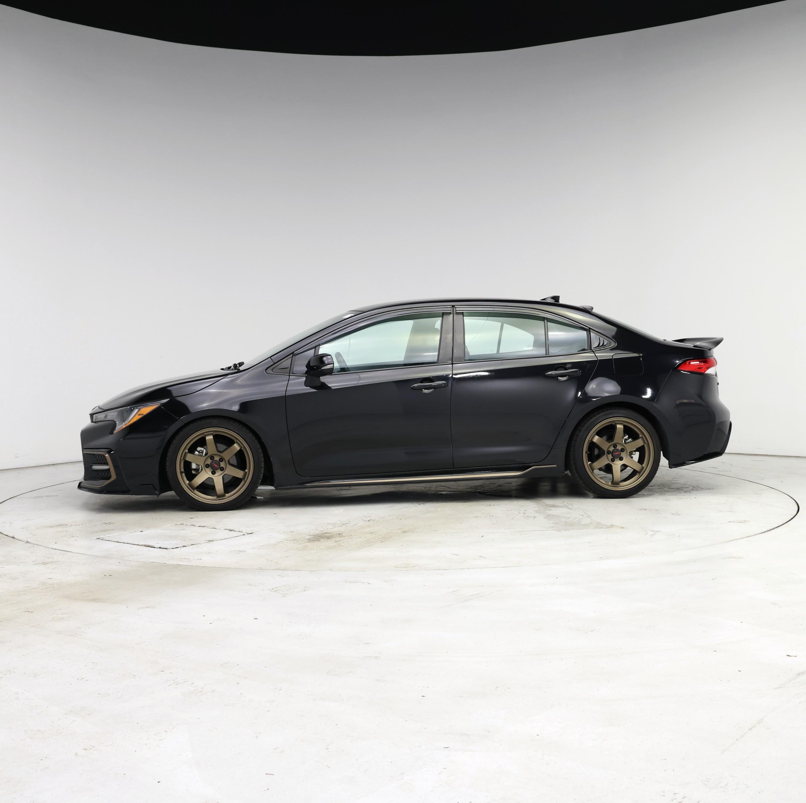 Thumbnail: 2021 Toyota Corolla - 3