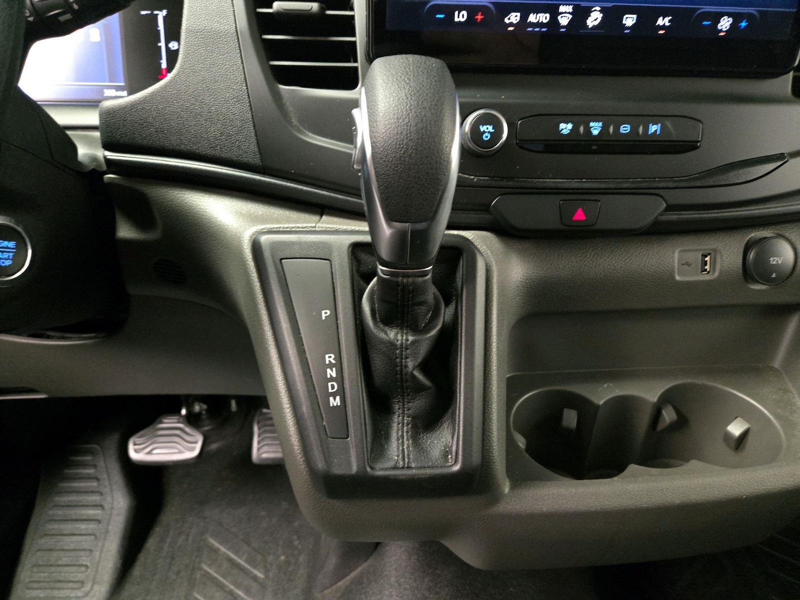 2026 Ford Transit Van Base - Photo 18