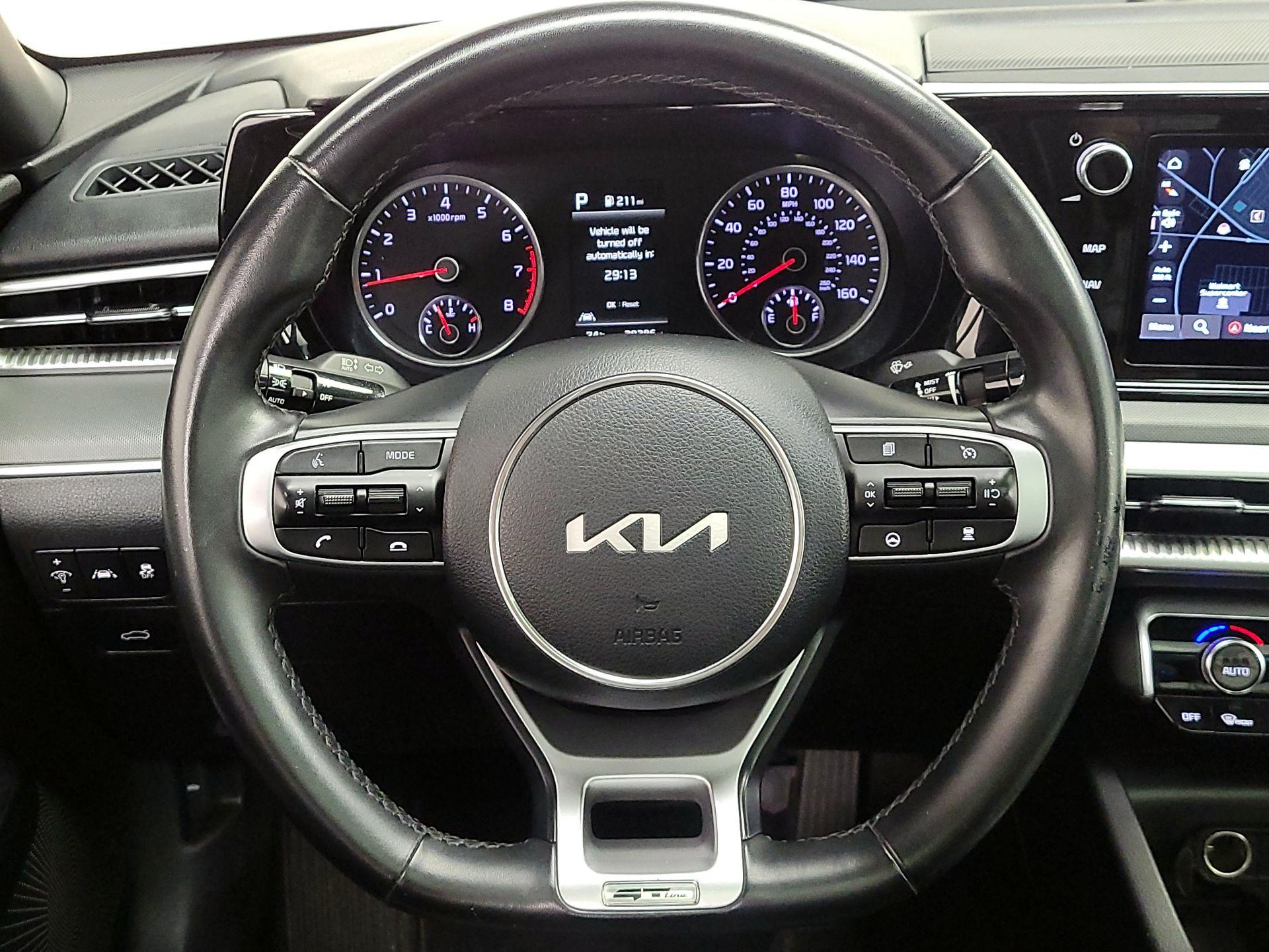 Thumbnail: 2023 Kia K5 - 10