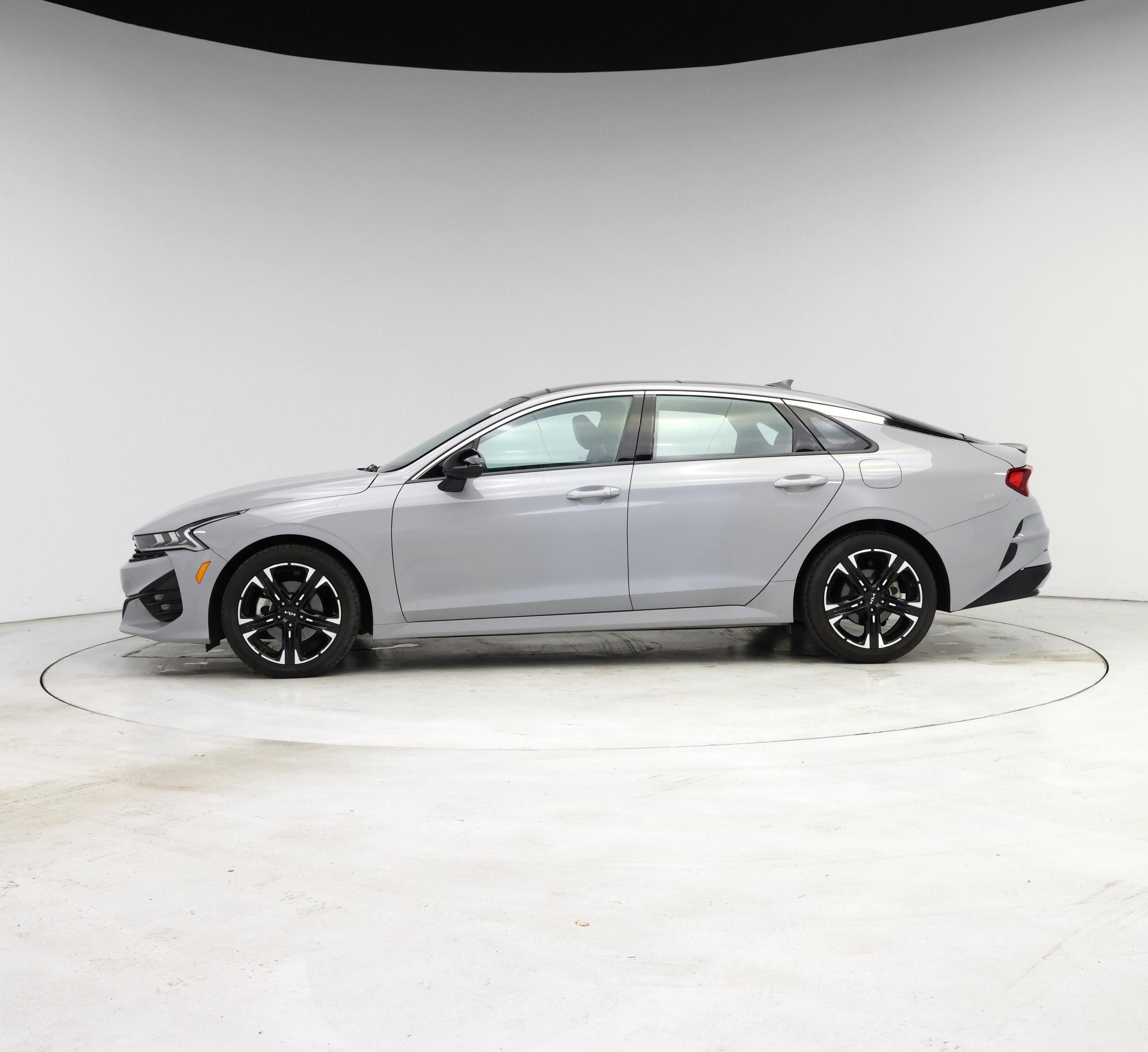 Thumbnail: 2023 Kia K5 - 3