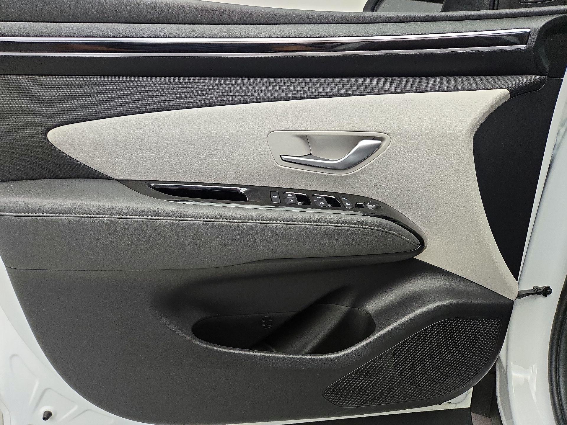 Thumbnail: 2022 Hyundai Tucson - 12