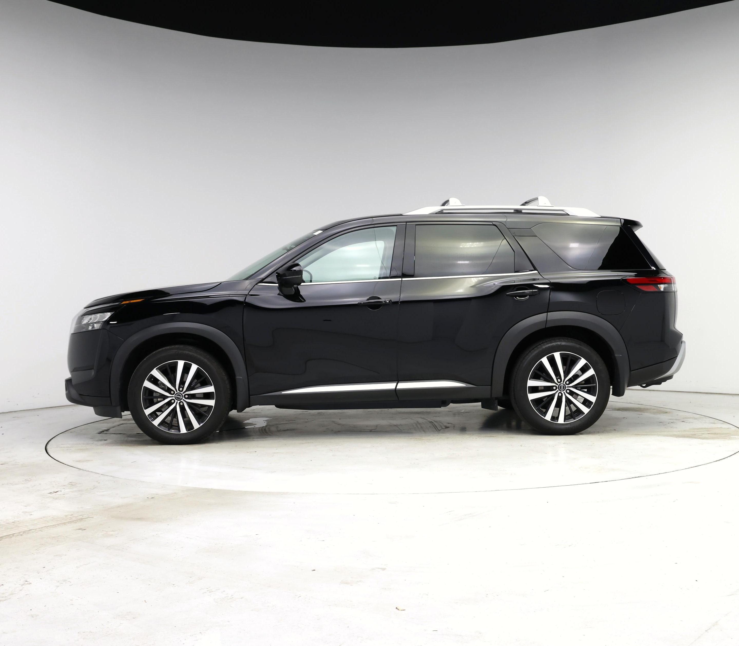 Thumbnail: 2025 Nissan Pathfinder - 3