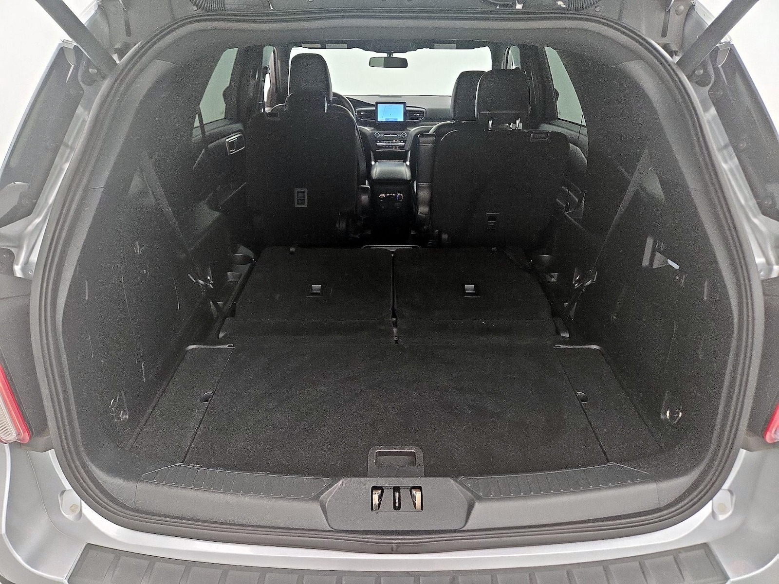 2020 Ford Explorer XLT - Photo 24