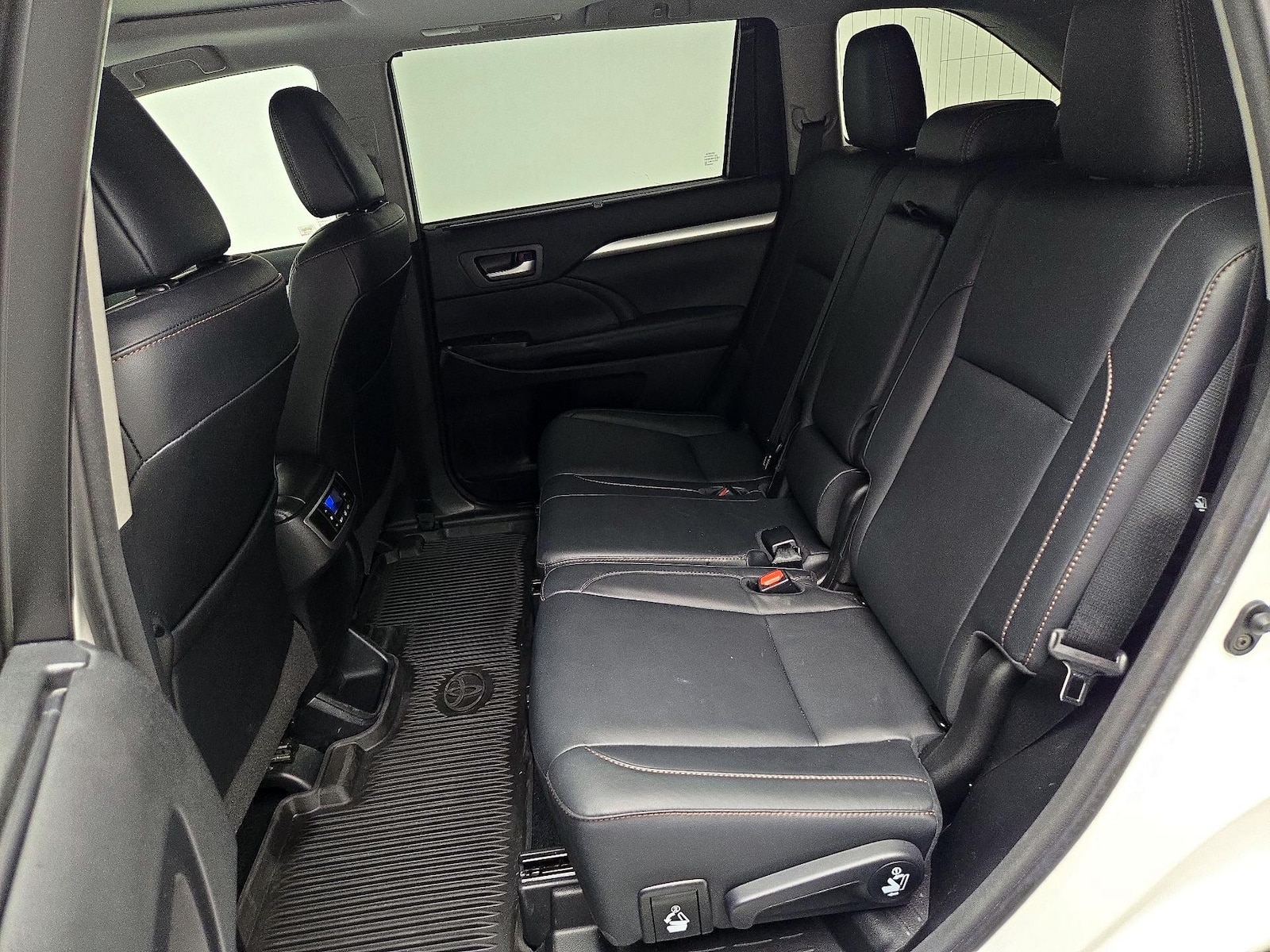 Rear Air Conditioning