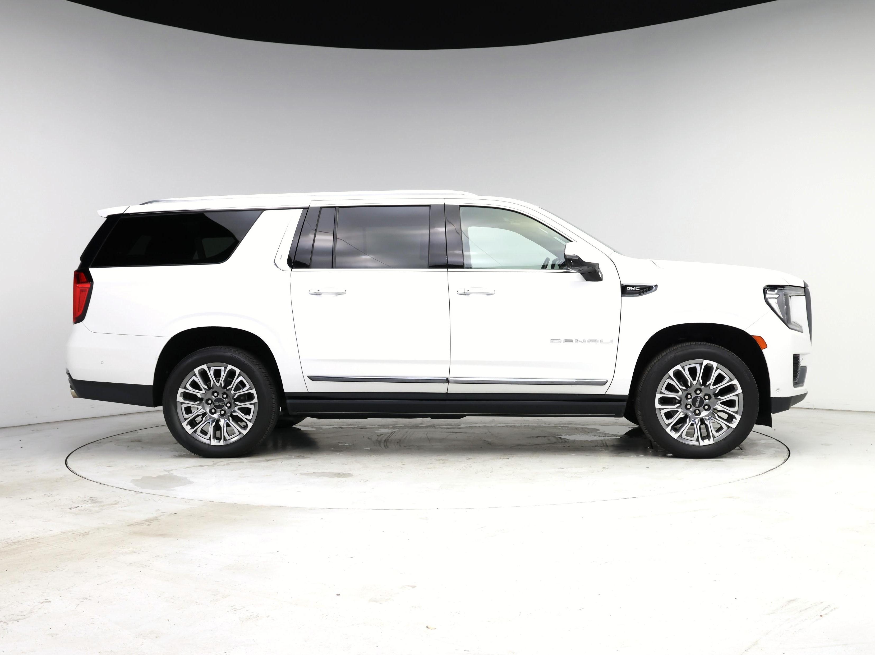 Thumbnail: 2023 GMC Yukon XL - 7