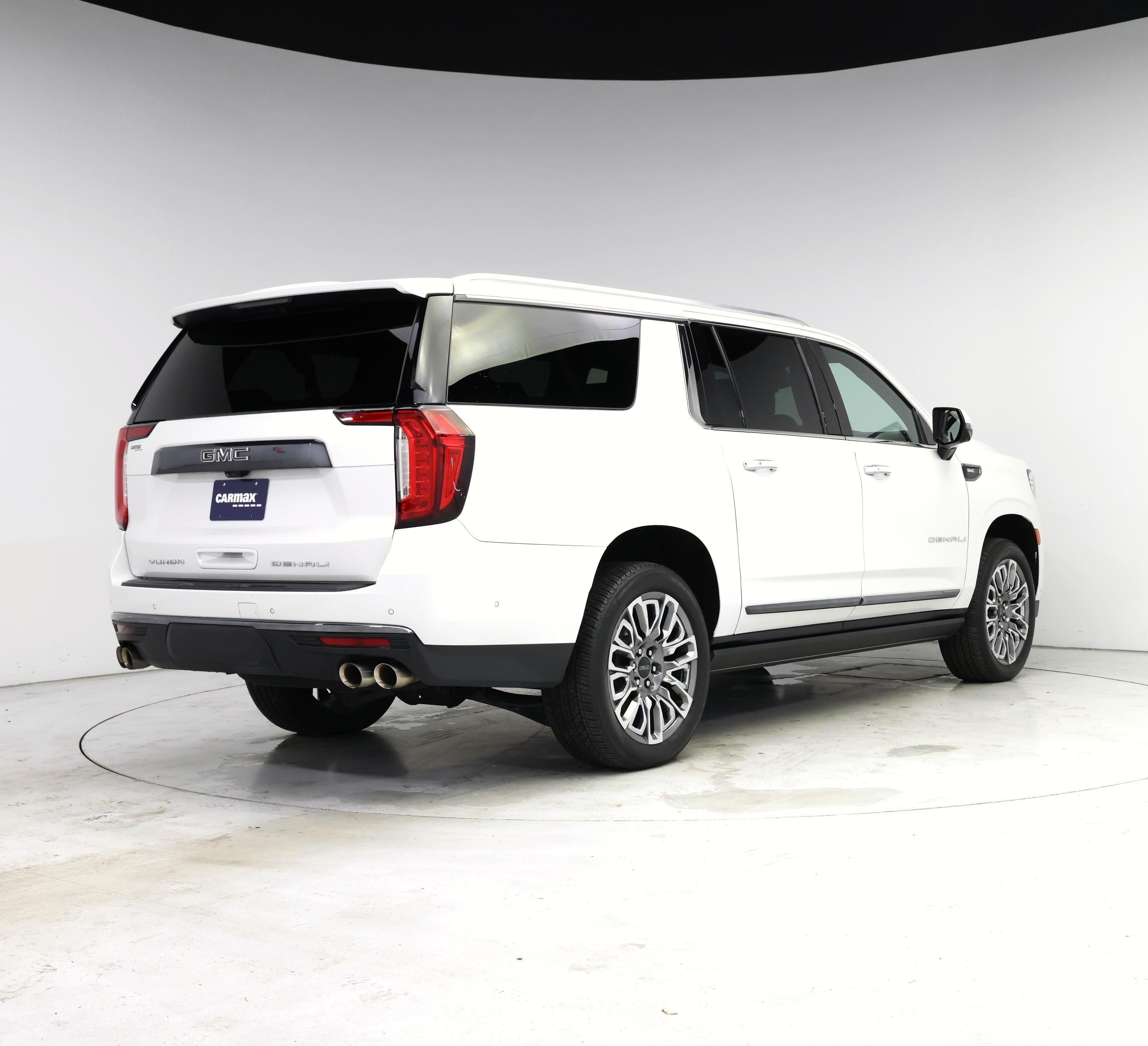 Thumbnail: 2023 GMC Yukon XL - 8