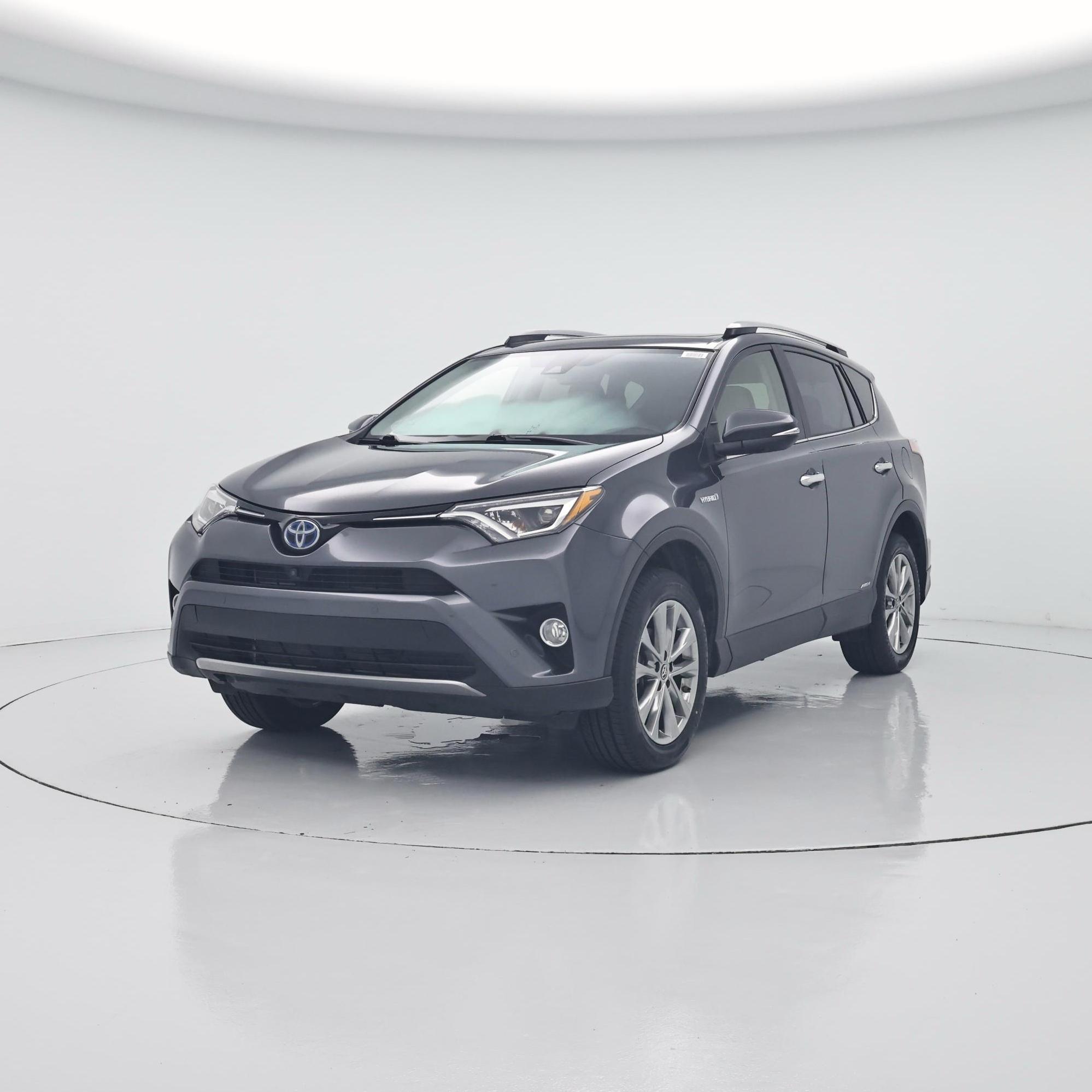 Thumbnail: 2017 Toyota RAV4 - 4