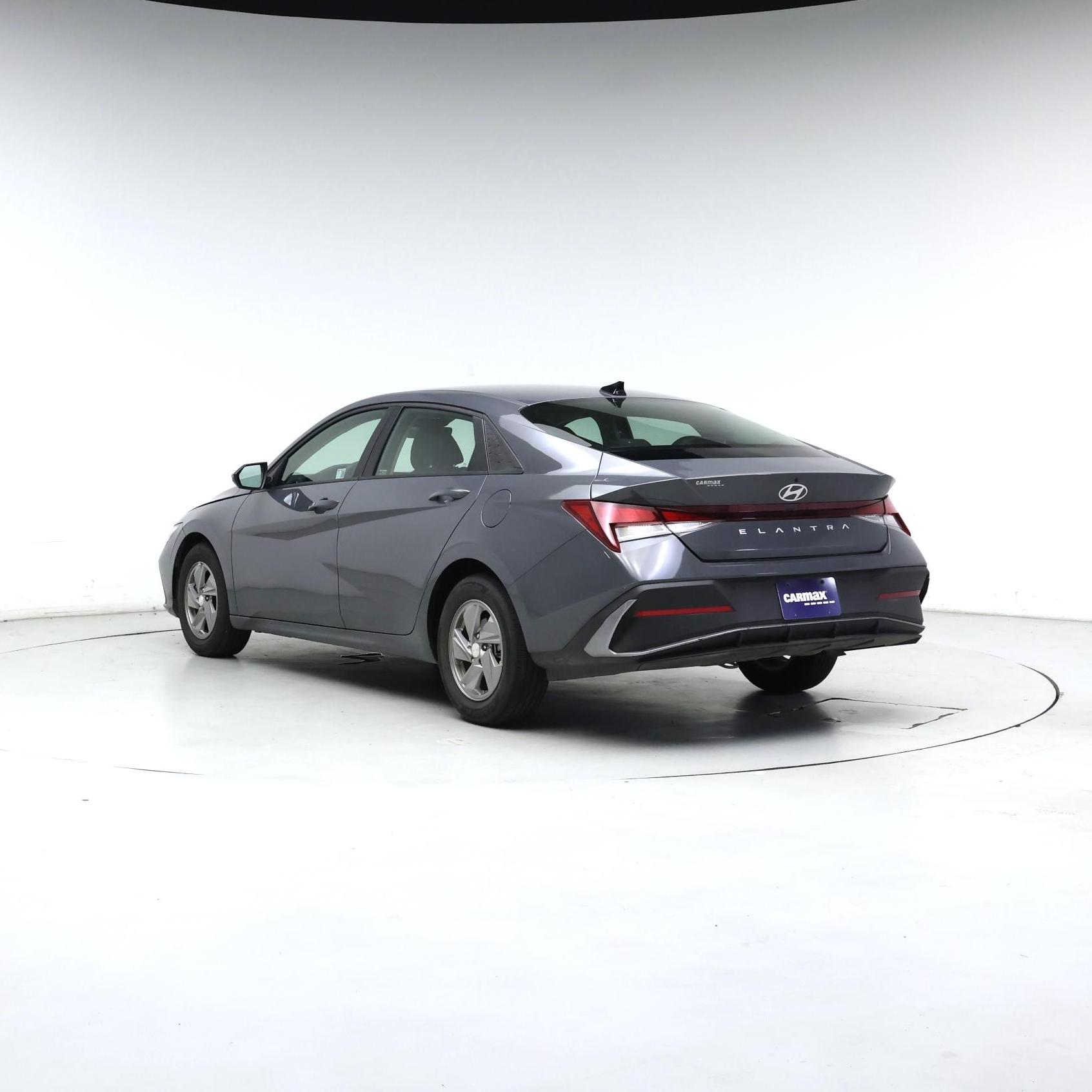 Thumbnail: 2025 Hyundai Elantra - 2