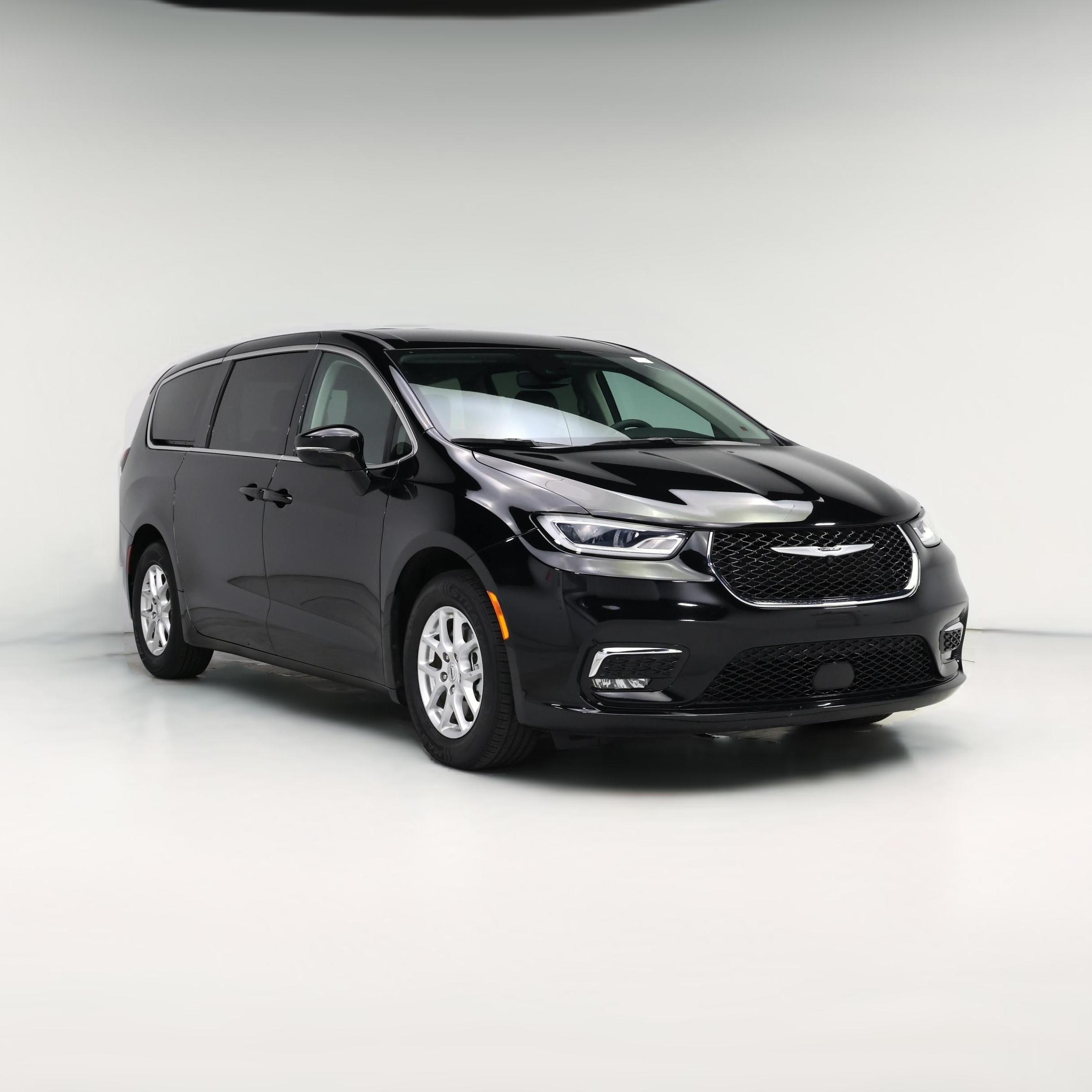 Thumbnail: 2024 Chrysler Pacifica - 1