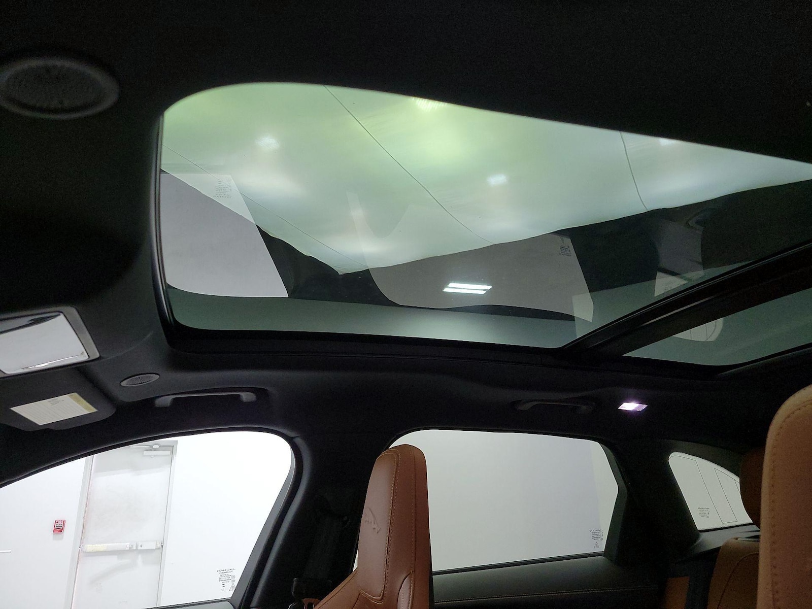 2026 Jaguar F-Pace R-Dynamic S - Photo 21