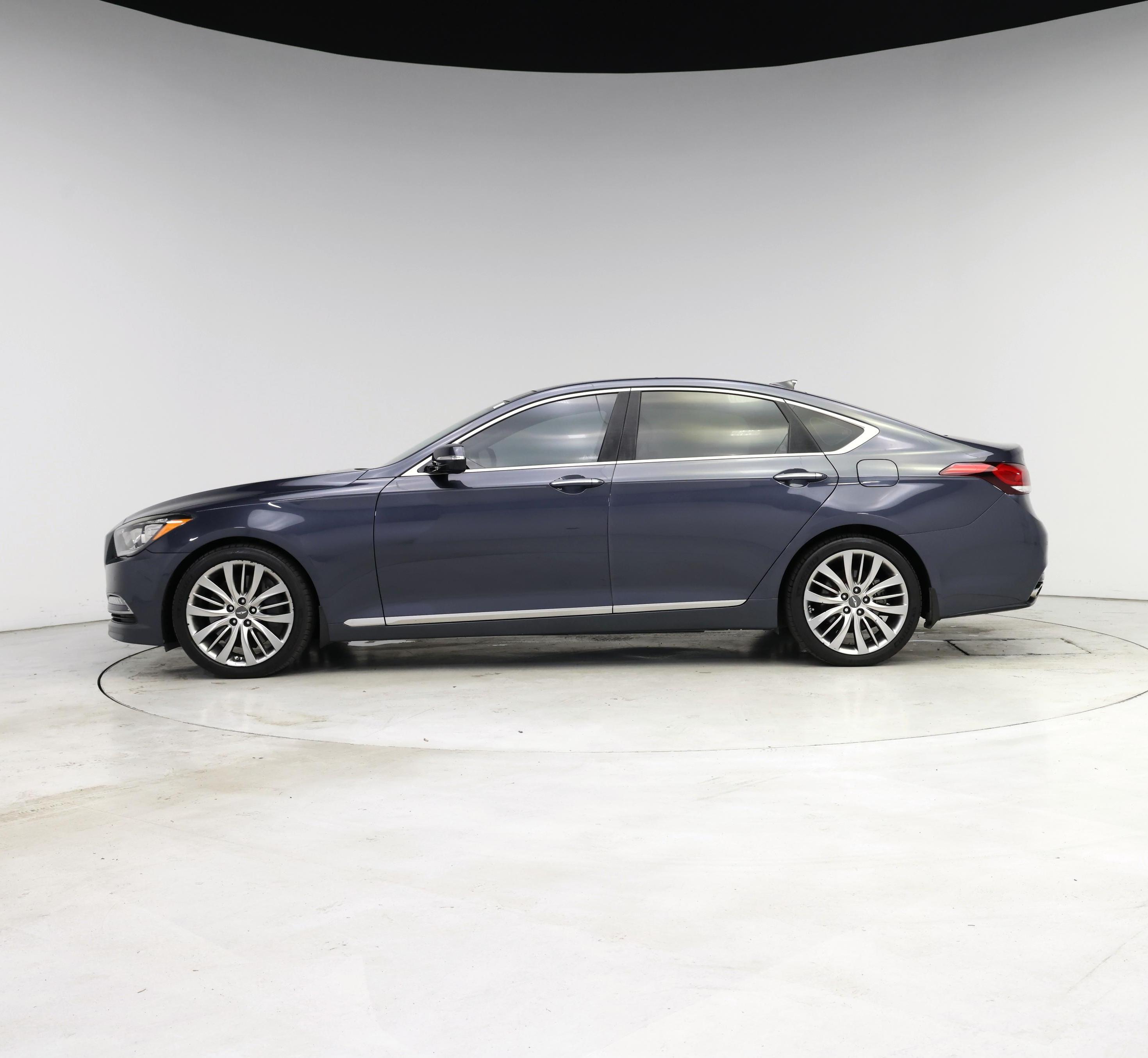 Thumbnail: 2017 Genesis G80 - 3