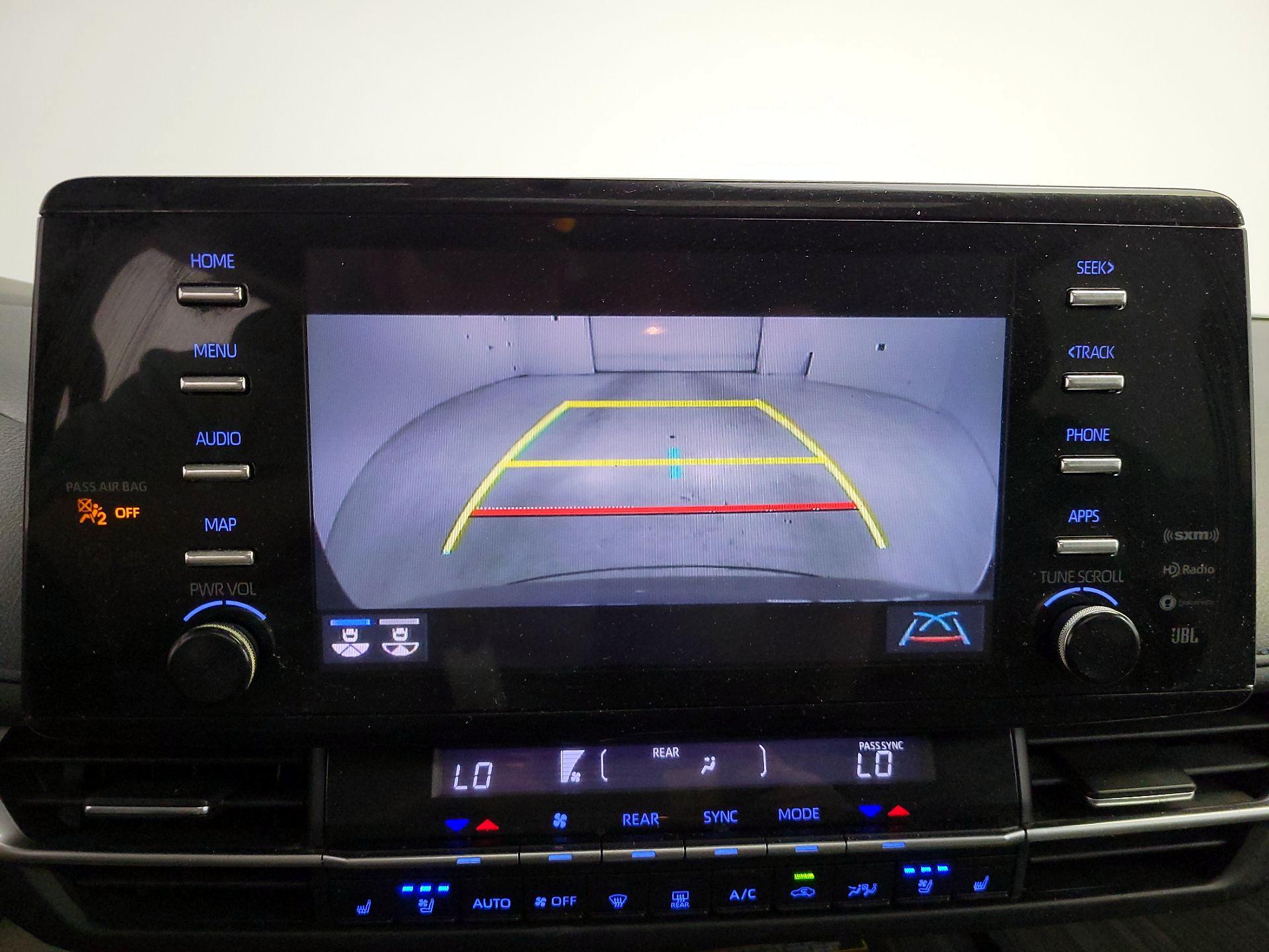 Thumbnail: 2021 Toyota Sienna - 15