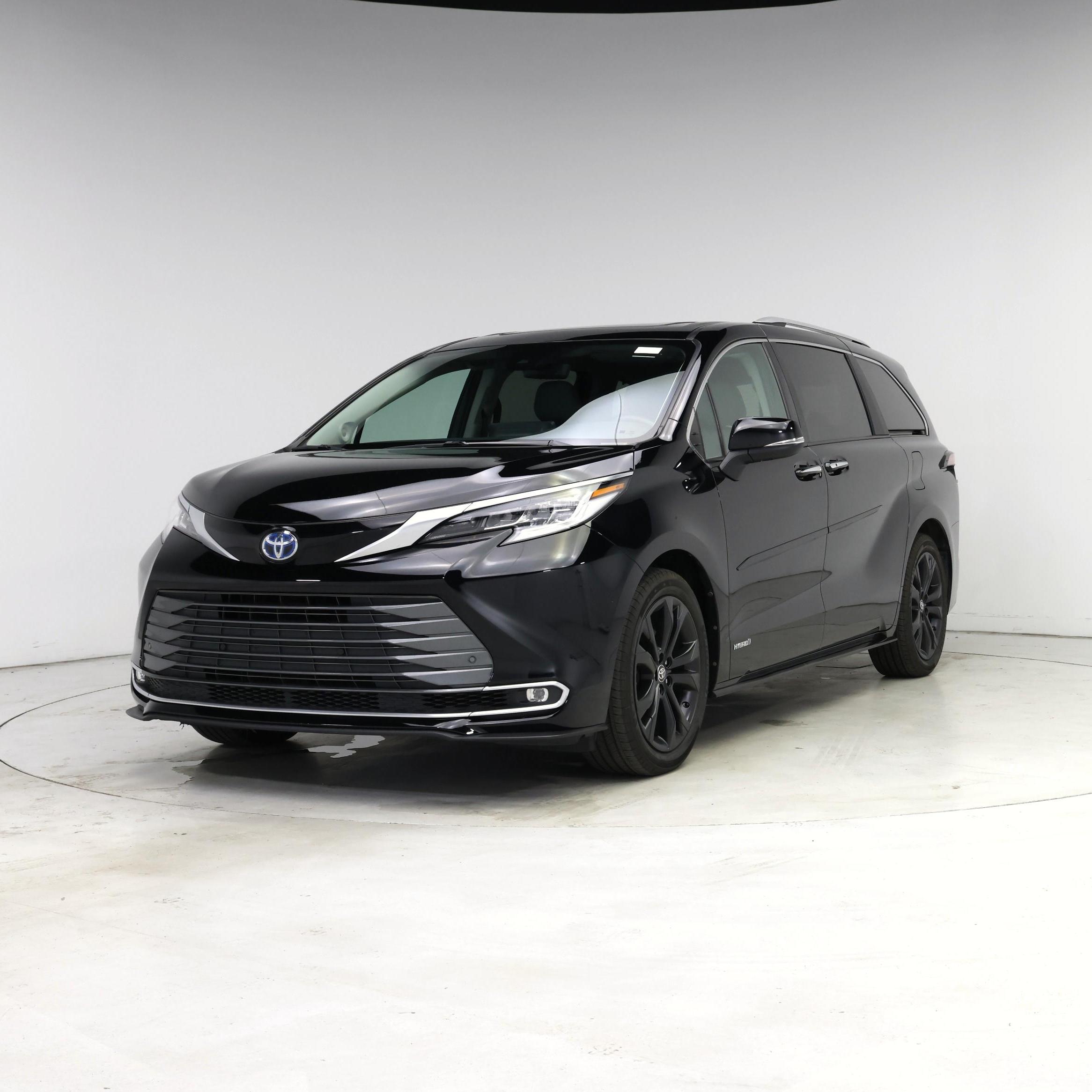 Thumbnail: 2021 Toyota Sienna - 4