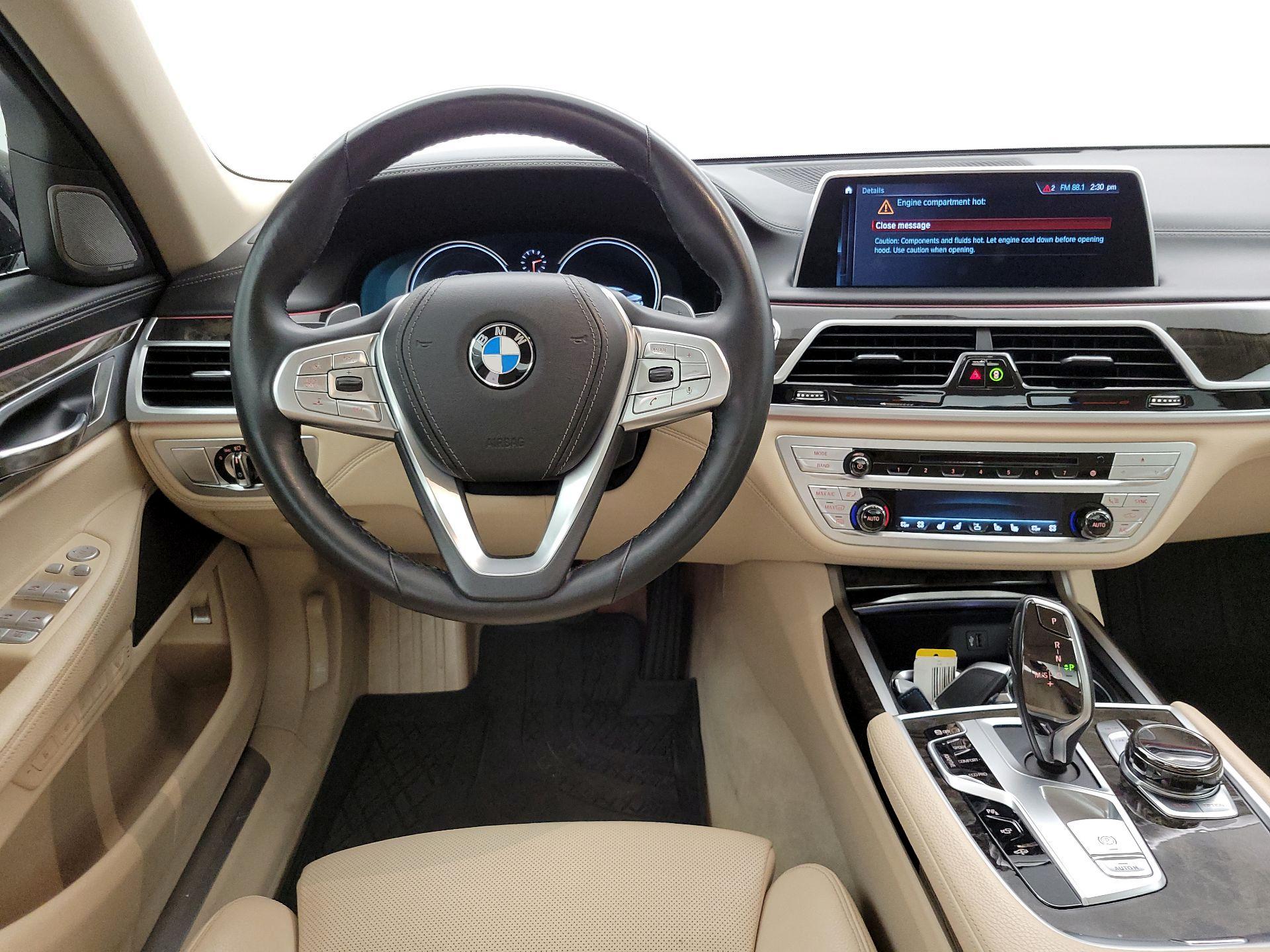Thumbnail: 2019 BMW 7 Series - 10