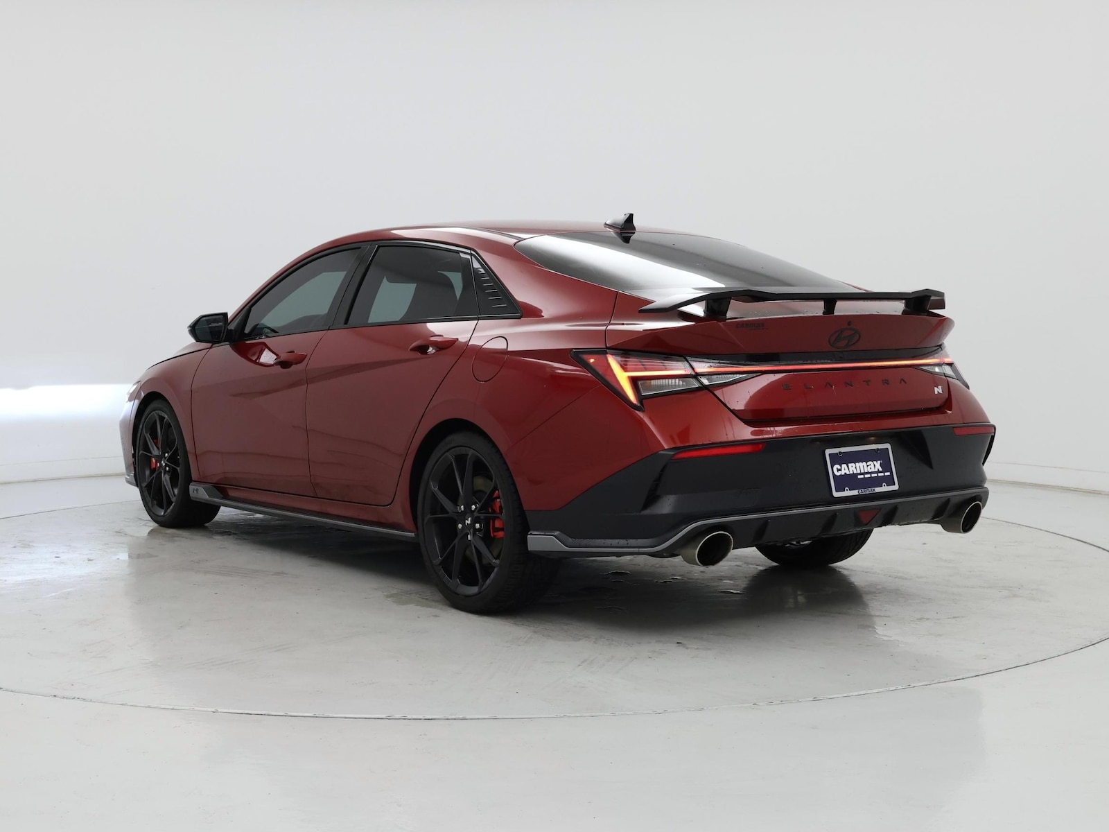 2025 Hyundai Elantra N - Photo 3