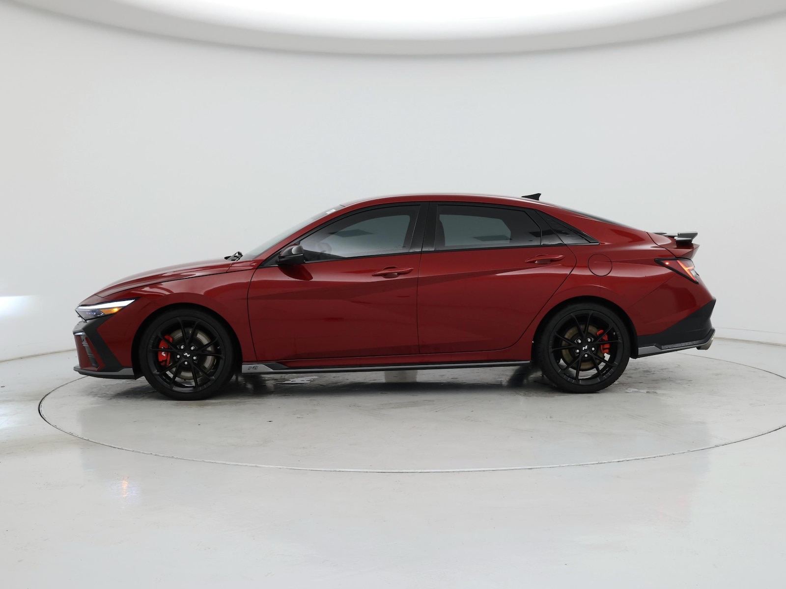 2025 Hyundai Elantra N - Photo 4