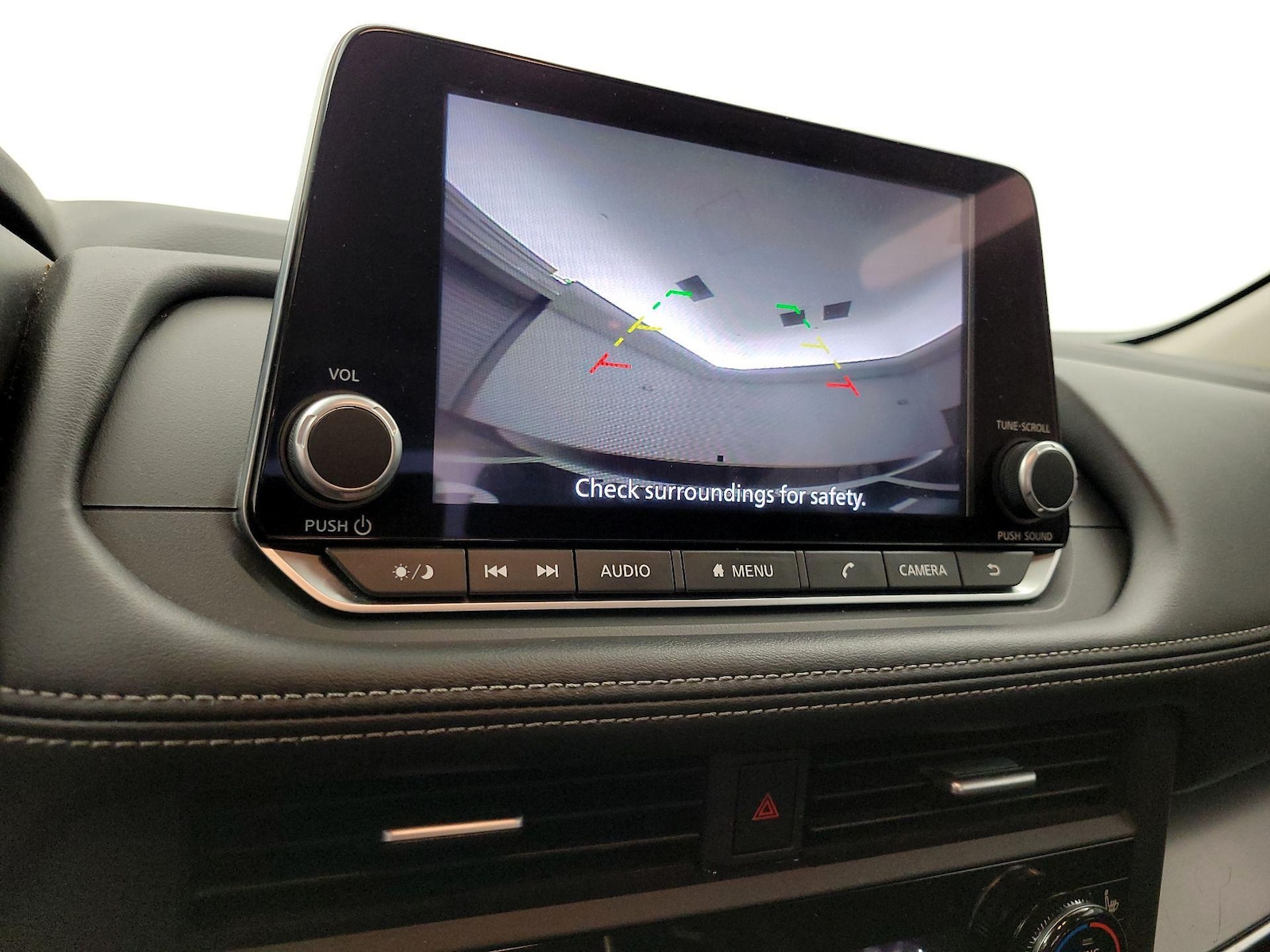 2024 Nissan Rogue SV - Photo 15