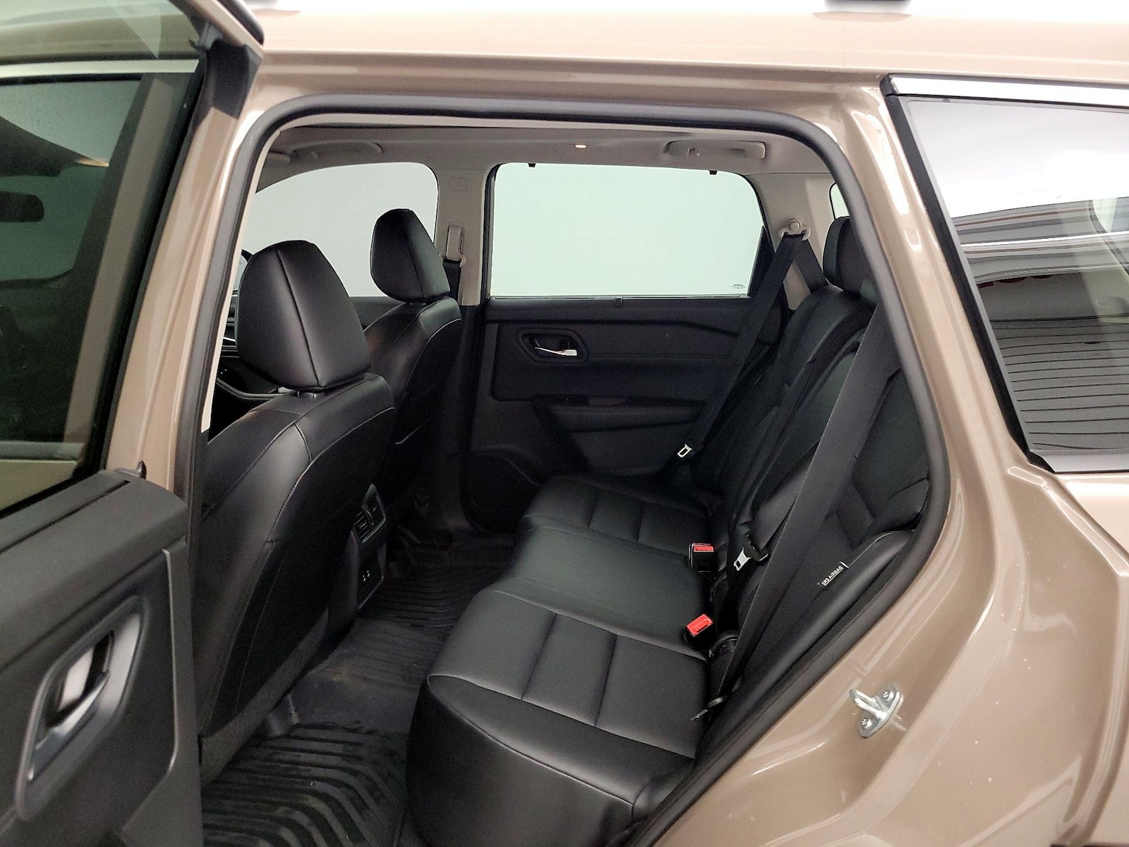 2024 Nissan Rogue SV - Photo 21
