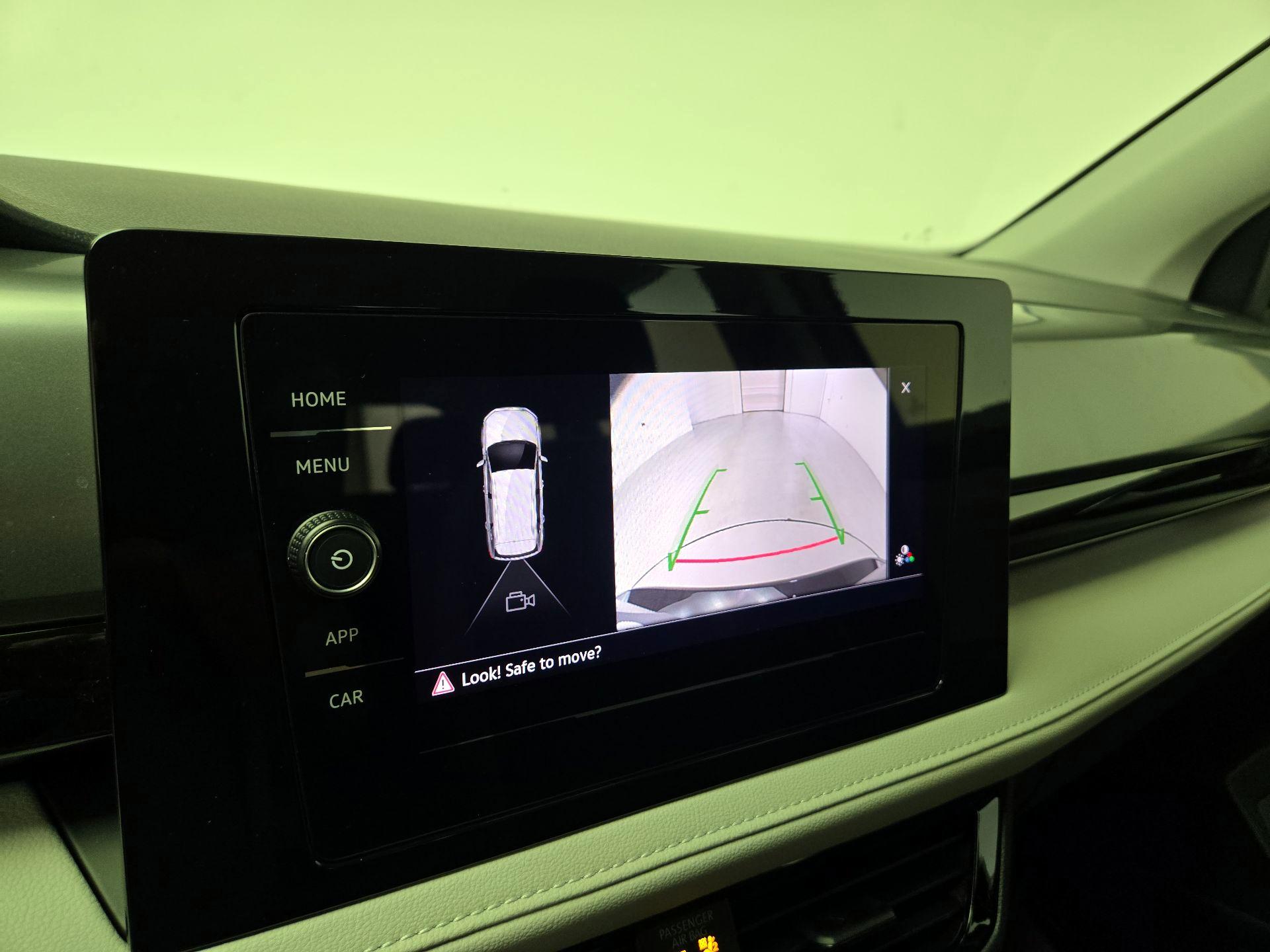 Thumbnail: 2025 Volkswagen Taos - 14