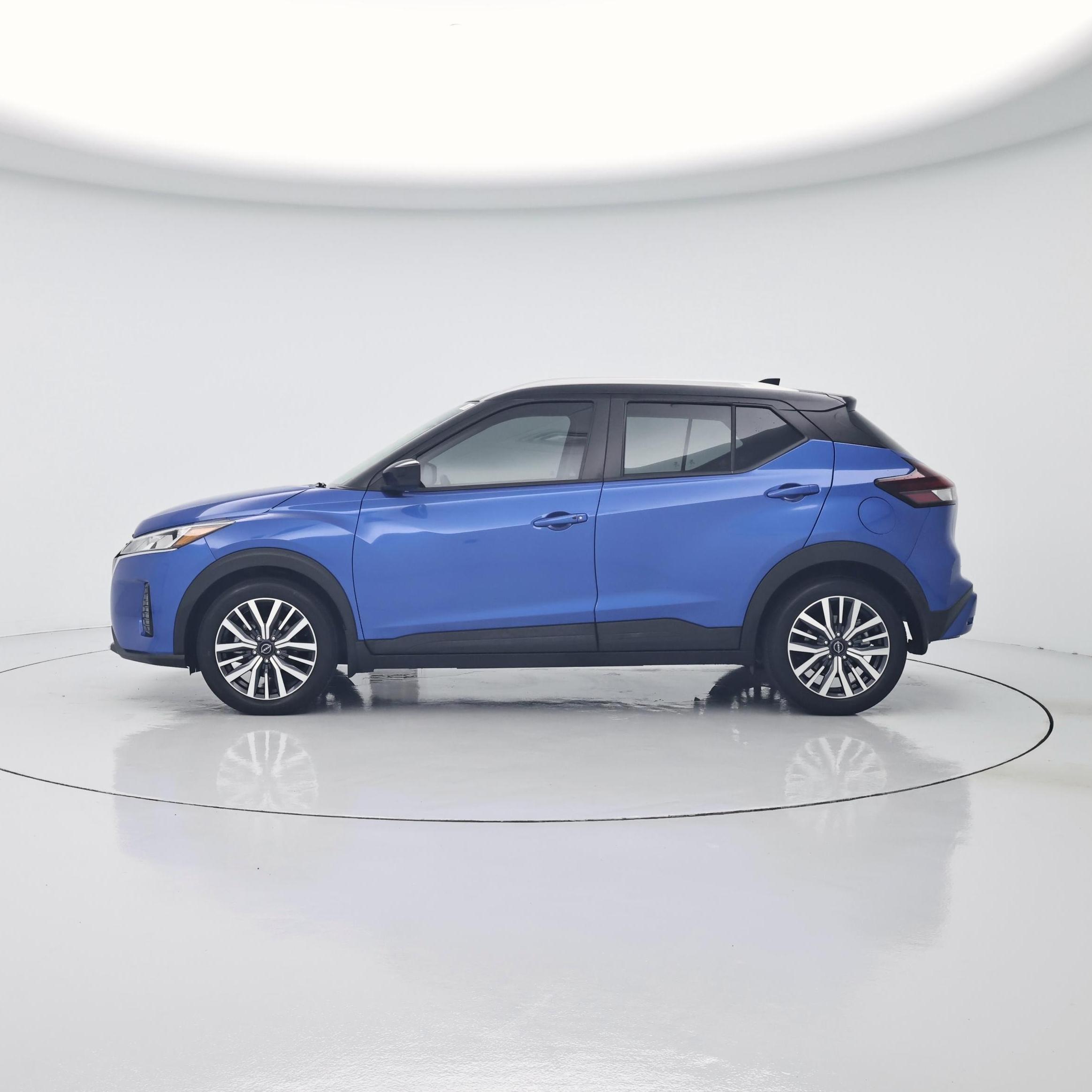 Thumbnail: 2023 Nissan Kicks - 3