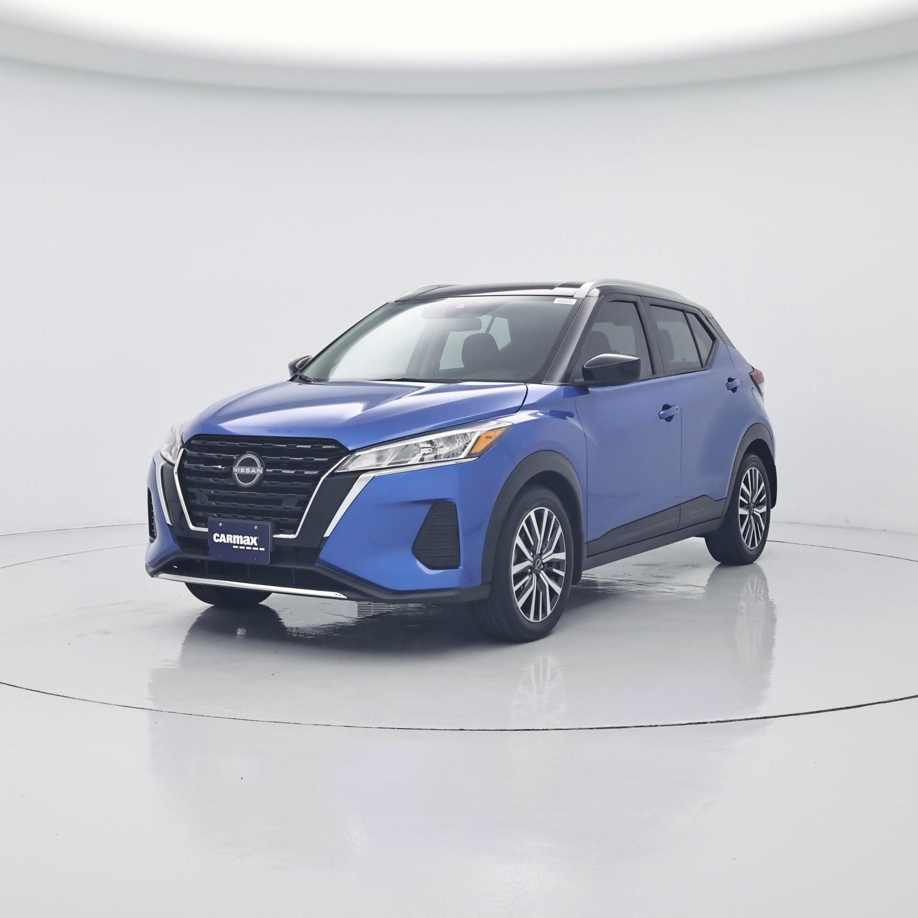 Thumbnail: 2023 Nissan Kicks - 4