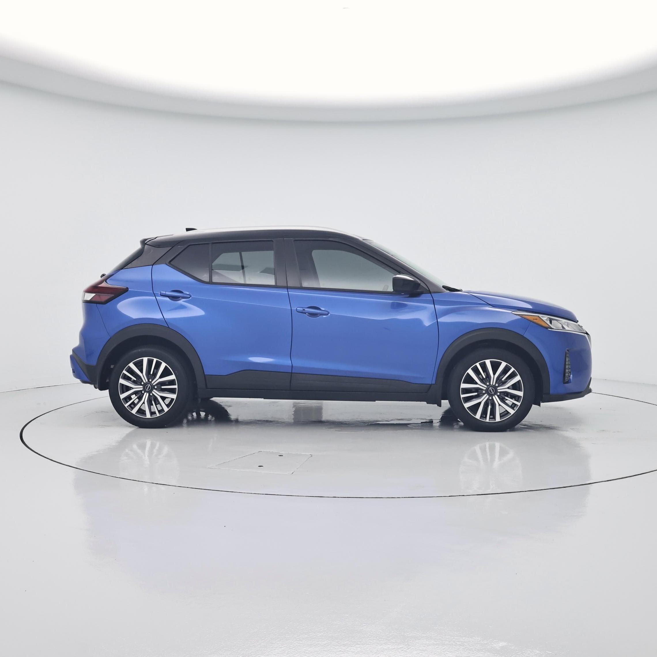 Thumbnail: 2023 Nissan Kicks - 7