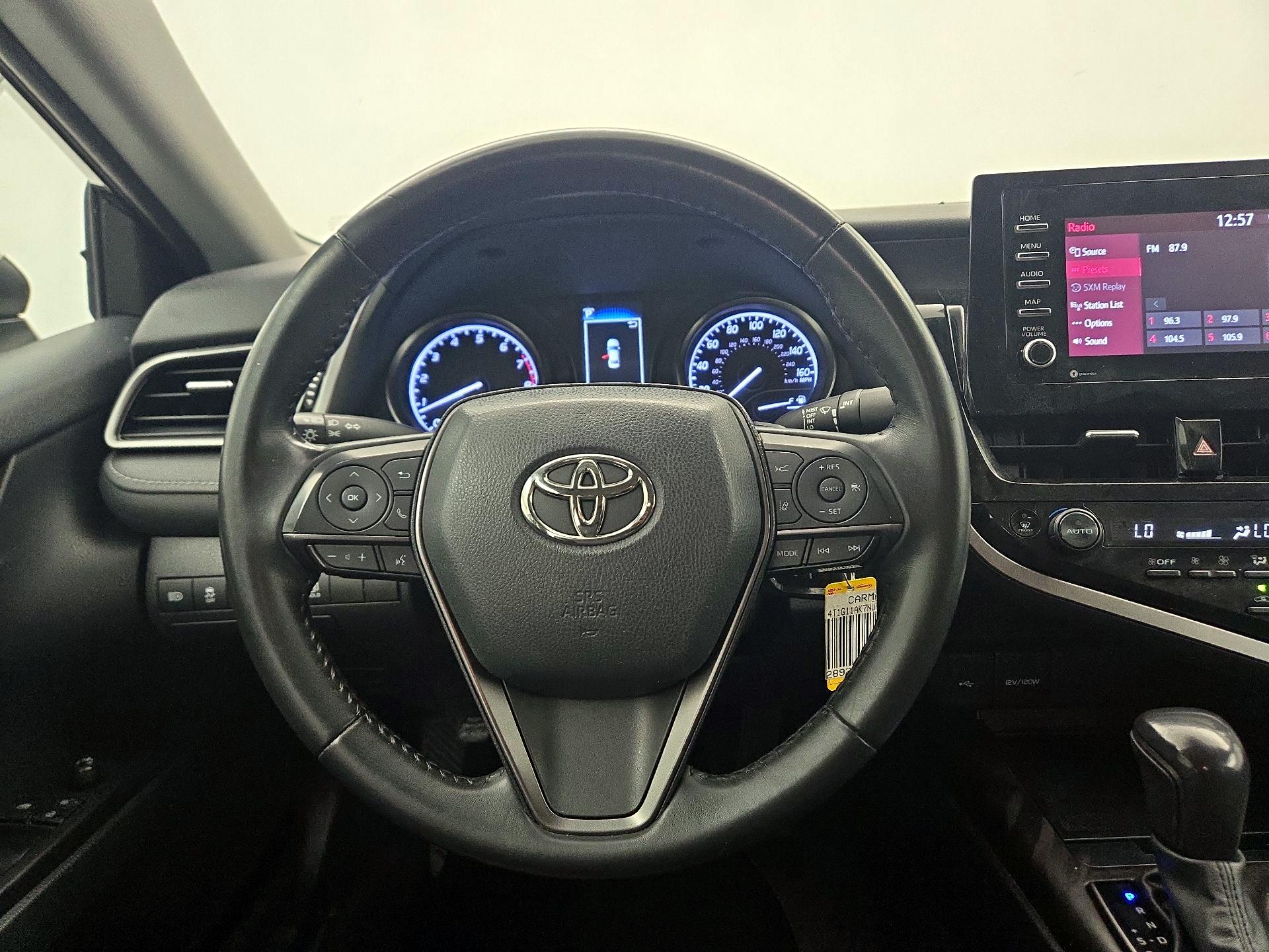 Thumbnail: 2022 Toyota Camry - 10