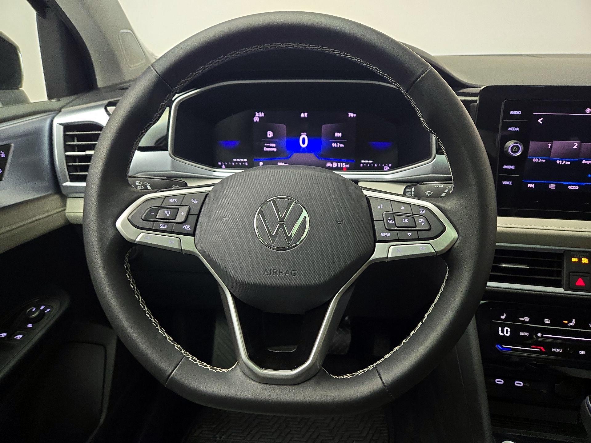 Thumbnail: 2026 Volkswagen Taos - 10