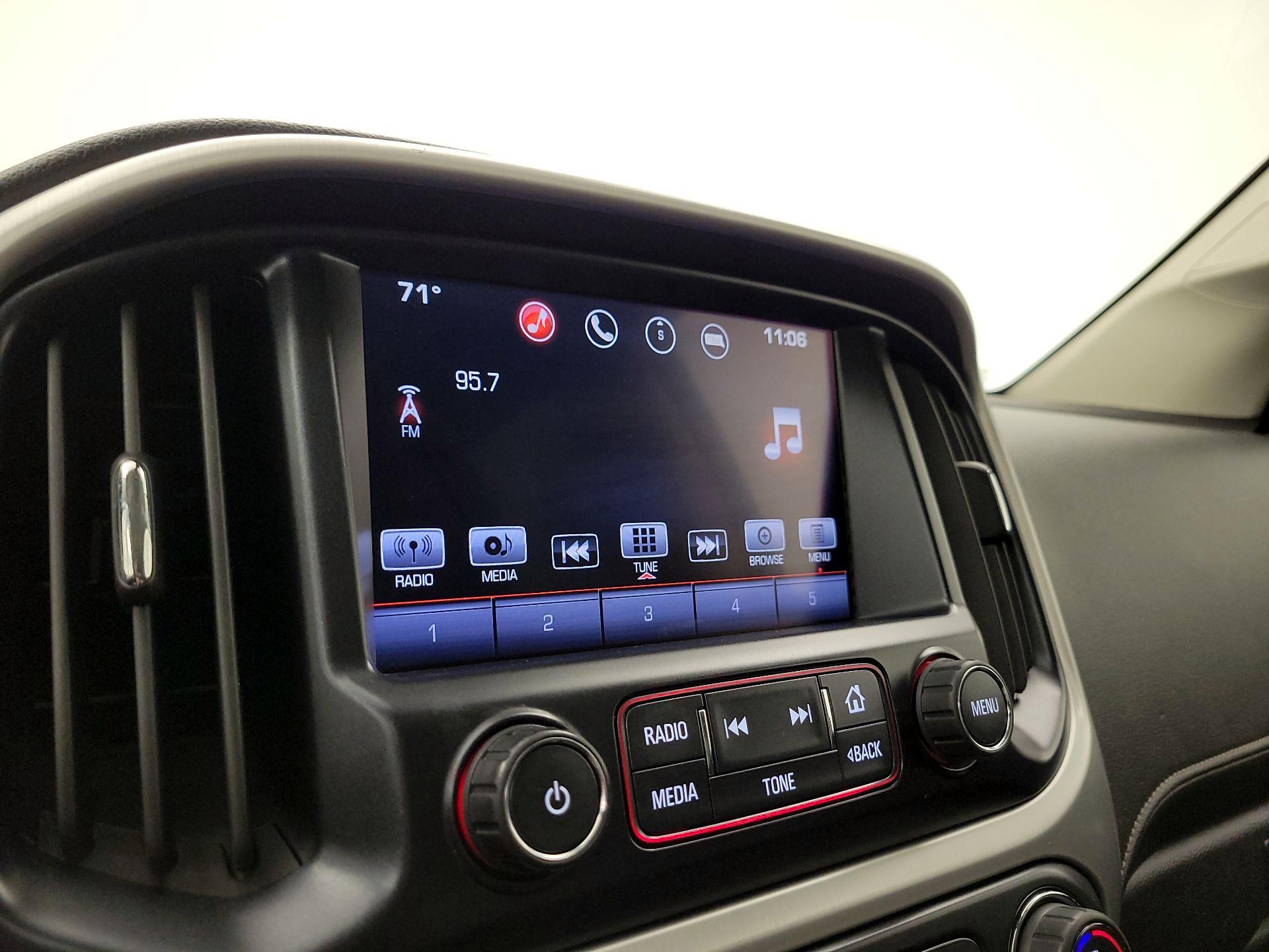 Thumbnail: 2016 GMC Canyon - 16