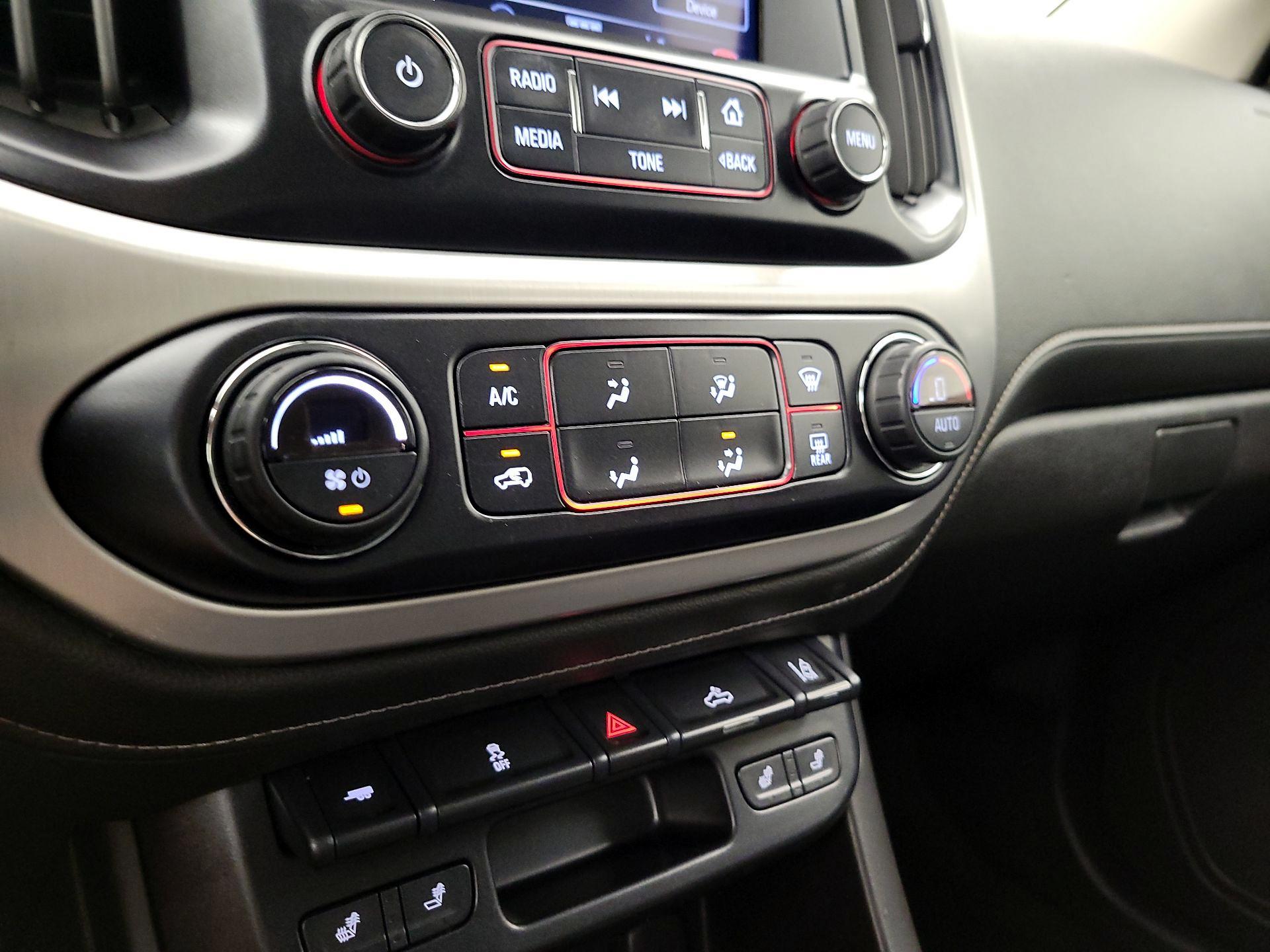 Thumbnail: 2016 GMC Canyon - 17