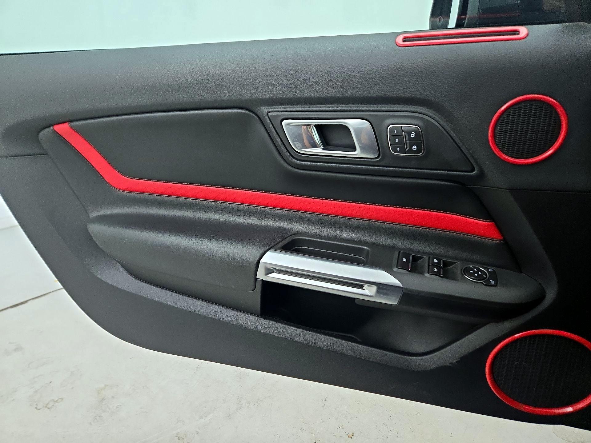 Thumbnail: 2019 Ford Mustang - 12