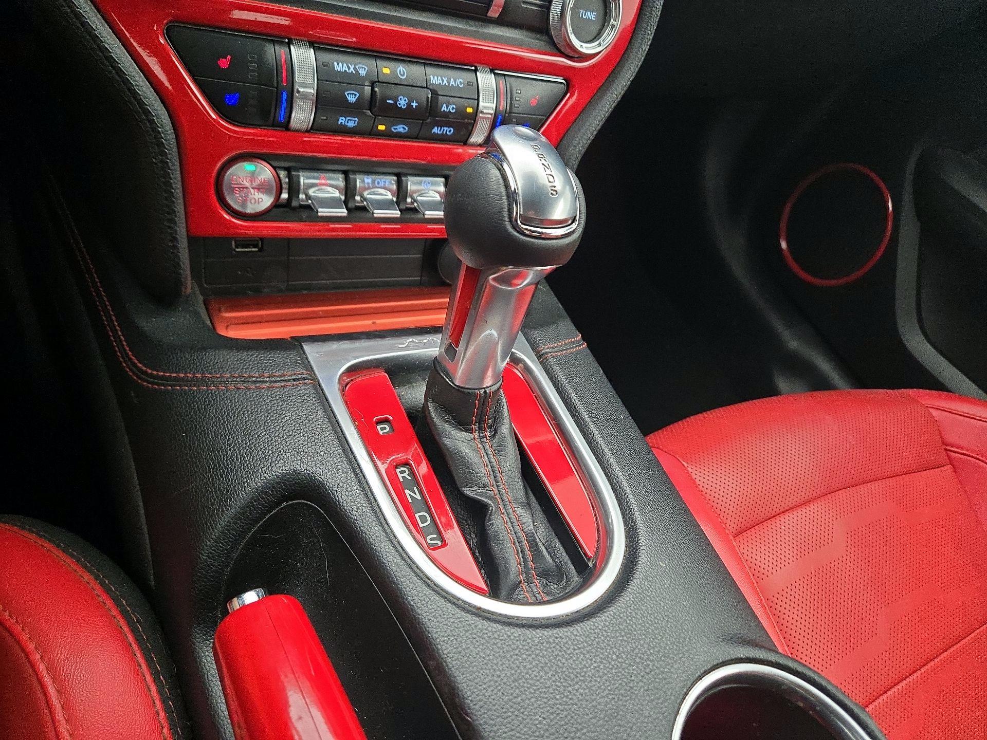 Thumbnail: 2019 Ford Mustang - 17