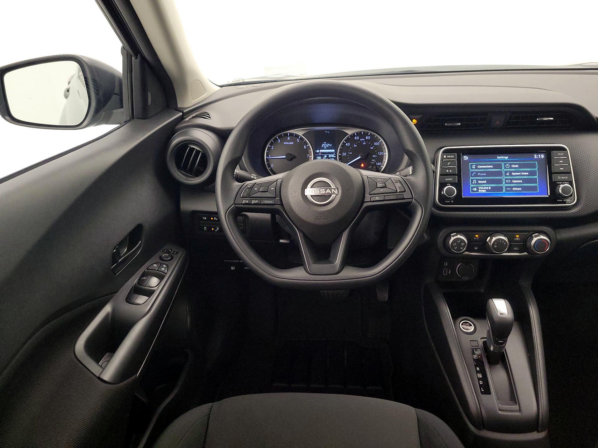 Thumbnail: 2025 Nissan Kicks - 10