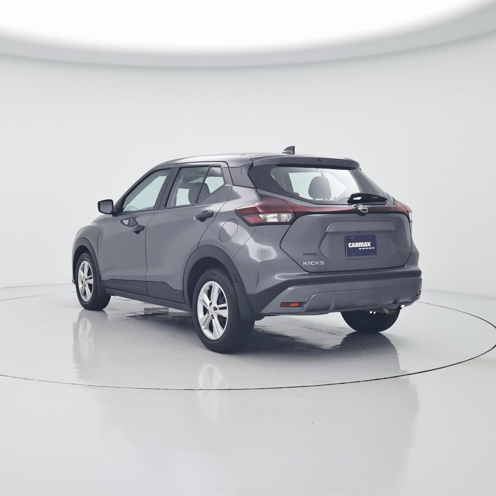 Thumbnail: 2025 Nissan Kicks - 2