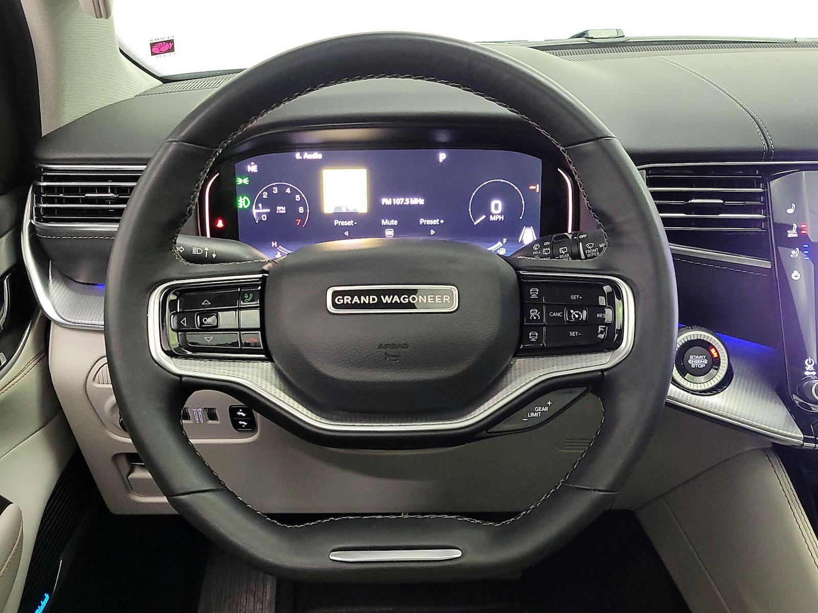 2023 Jeep Grand Wagoneer Series I - Photo 11