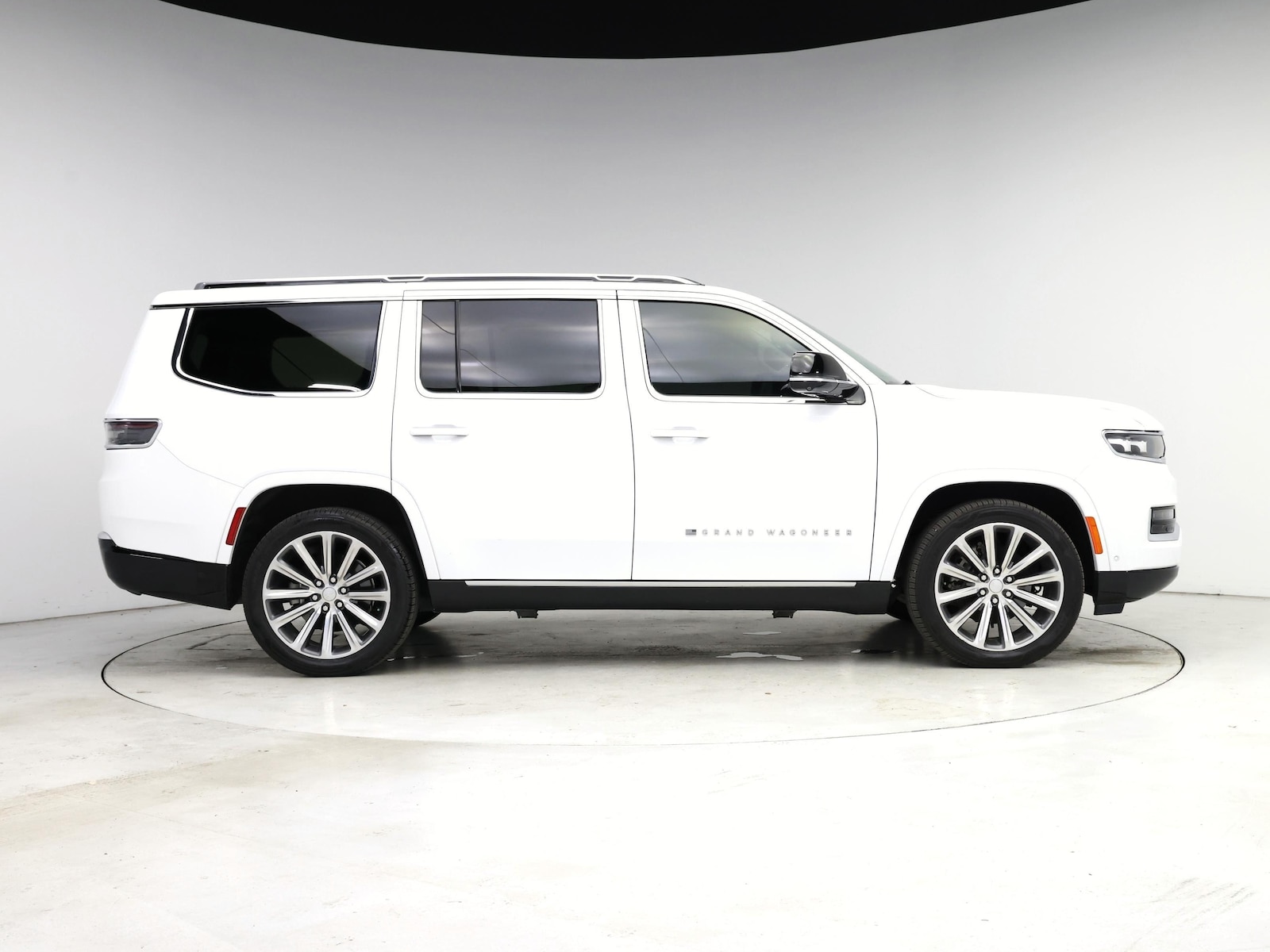2023 Jeep Grand Wagoneer Series I - Photo 8