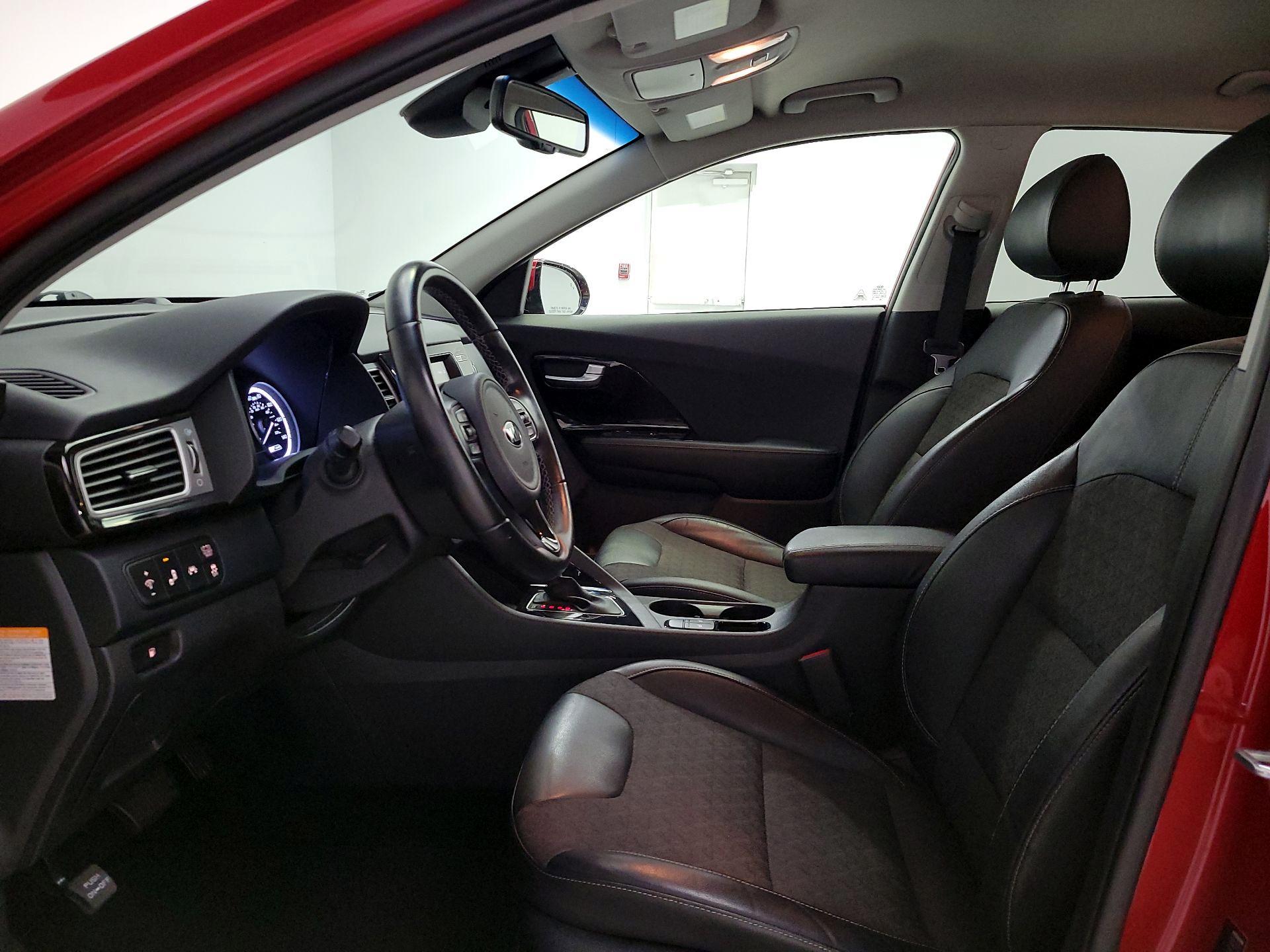 Thumbnail: 2019 Kia Niro - 11
