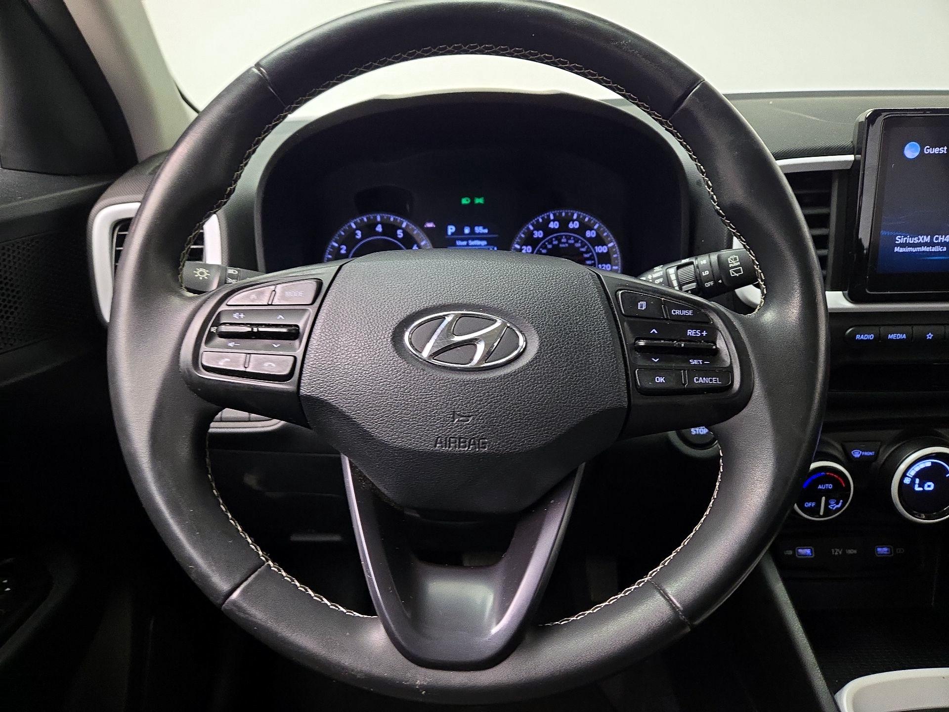 Thumbnail: 2022 Hyundai Venue - 10