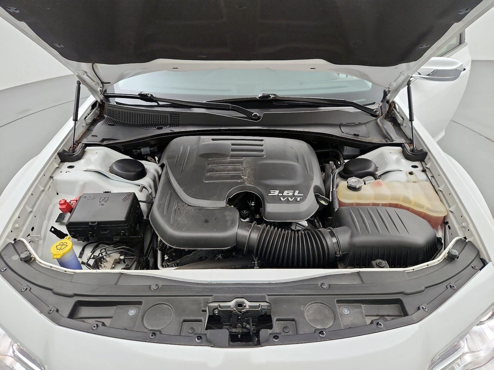 2018 Chrysler 300 Touring - Photo 22