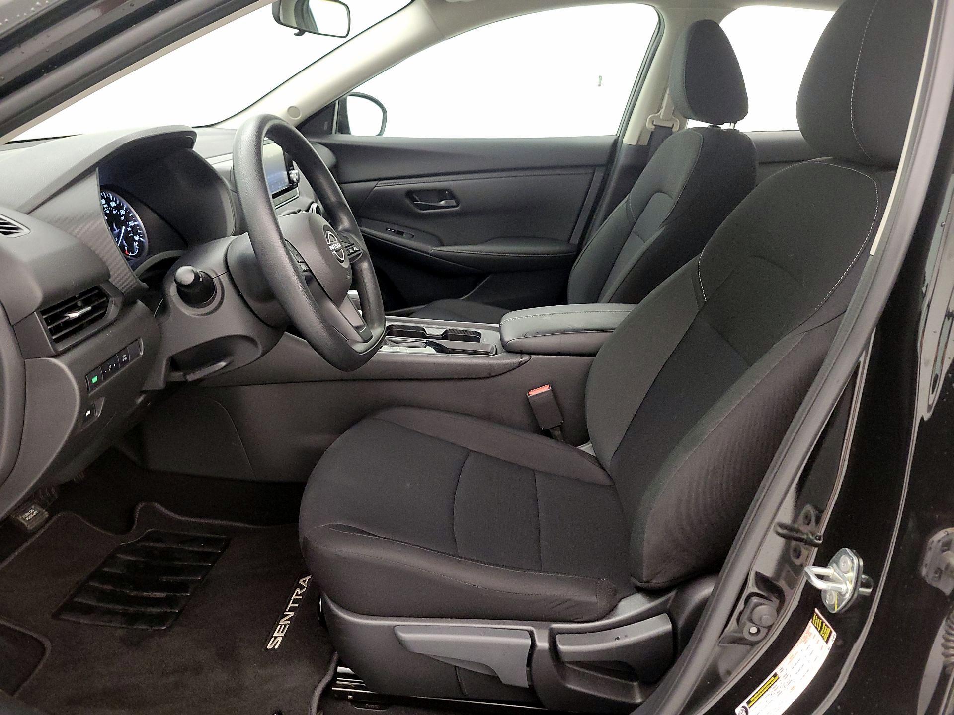 Thumbnail: 2025 Nissan Sentra - 11