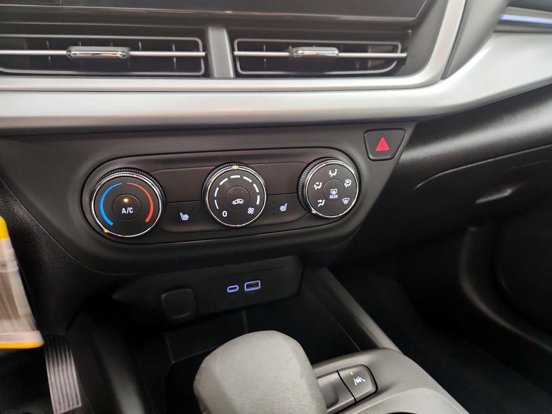 Thumbnail: 2025 Chevrolet Trax - 16