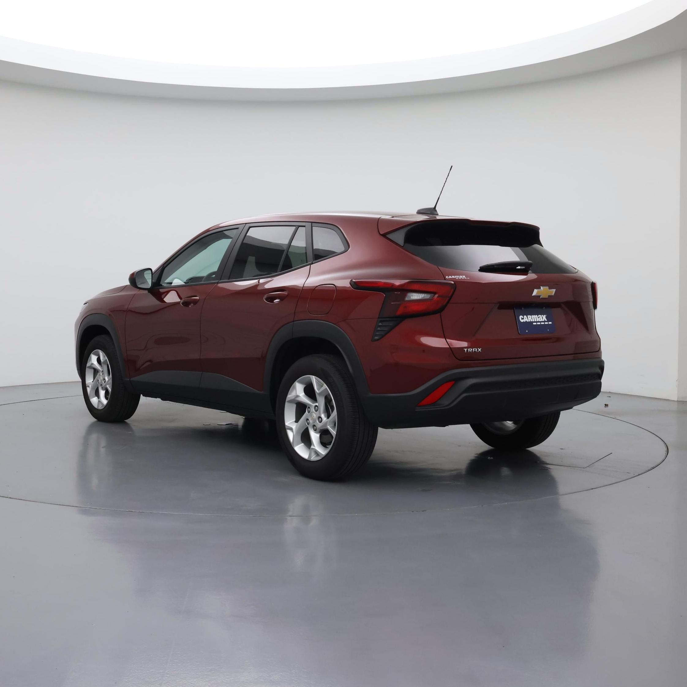 Thumbnail: 2025 Chevrolet Trax - 2