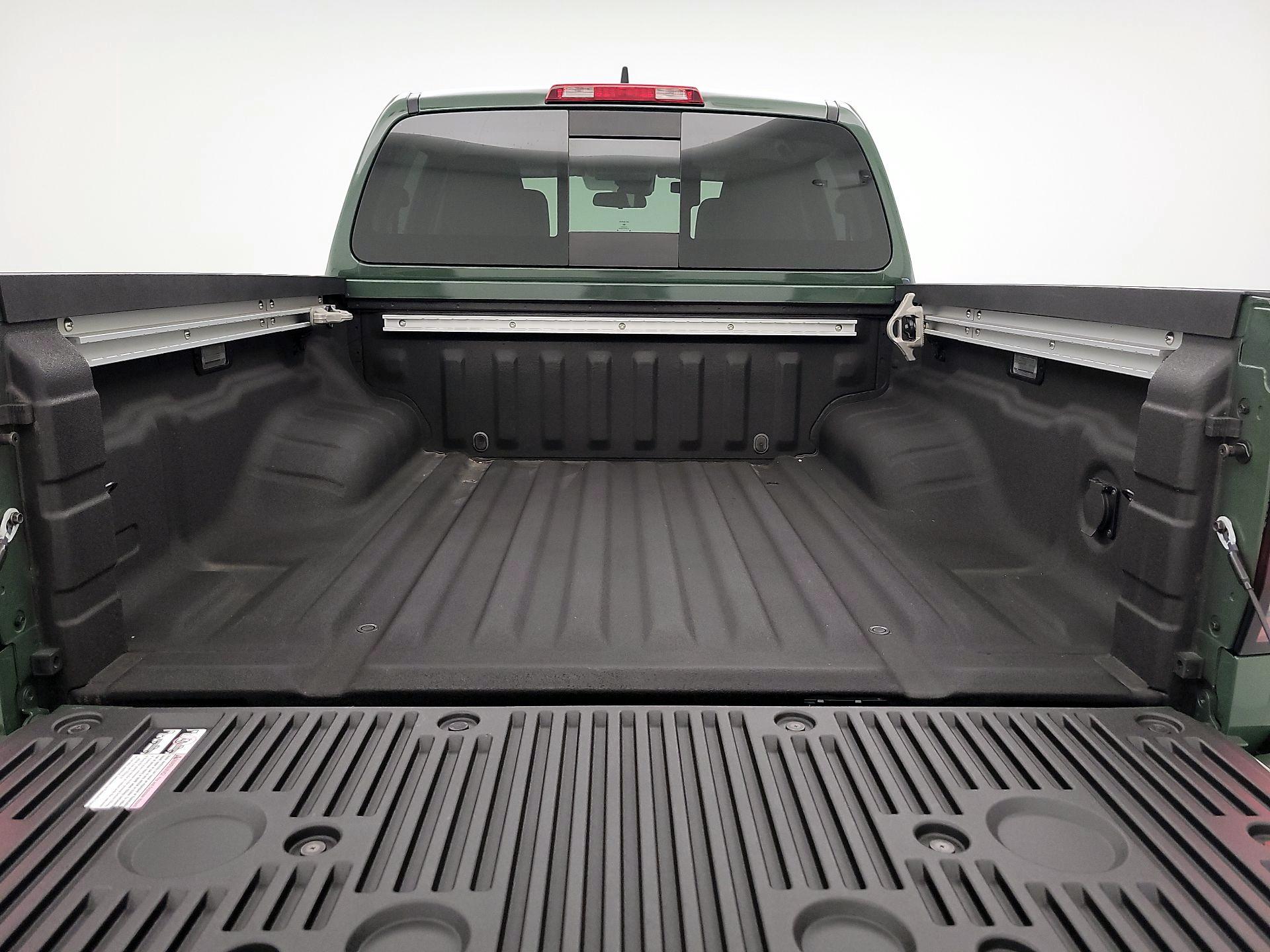 Thumbnail: 2024 Nissan Frontier - 20