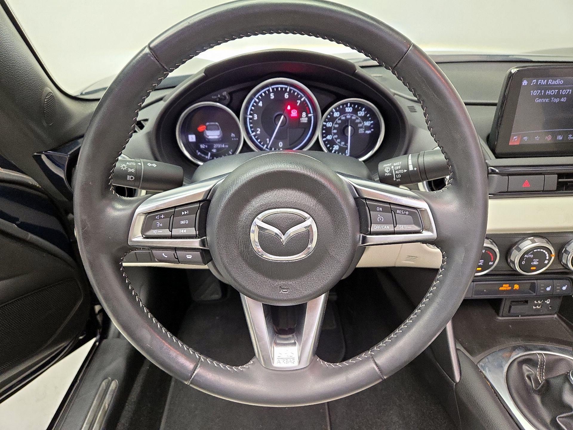 Thumbnail: 2021 Mazda MX-5 Miata - 10