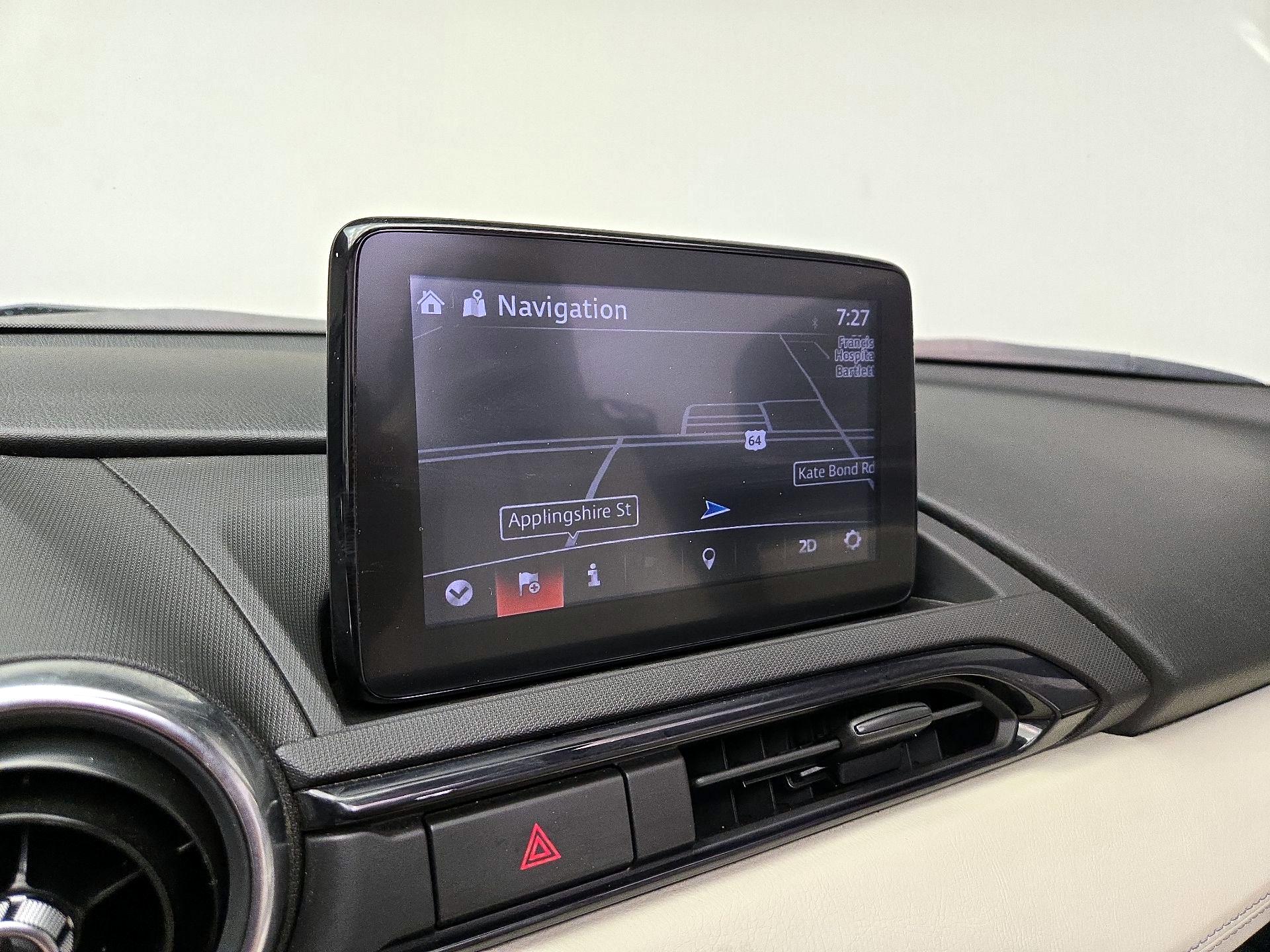 Thumbnail: 2021 Mazda MX-5 Miata - 14
